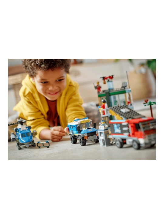 Конструктор LEGO City Полицейская погоня в банке 60317