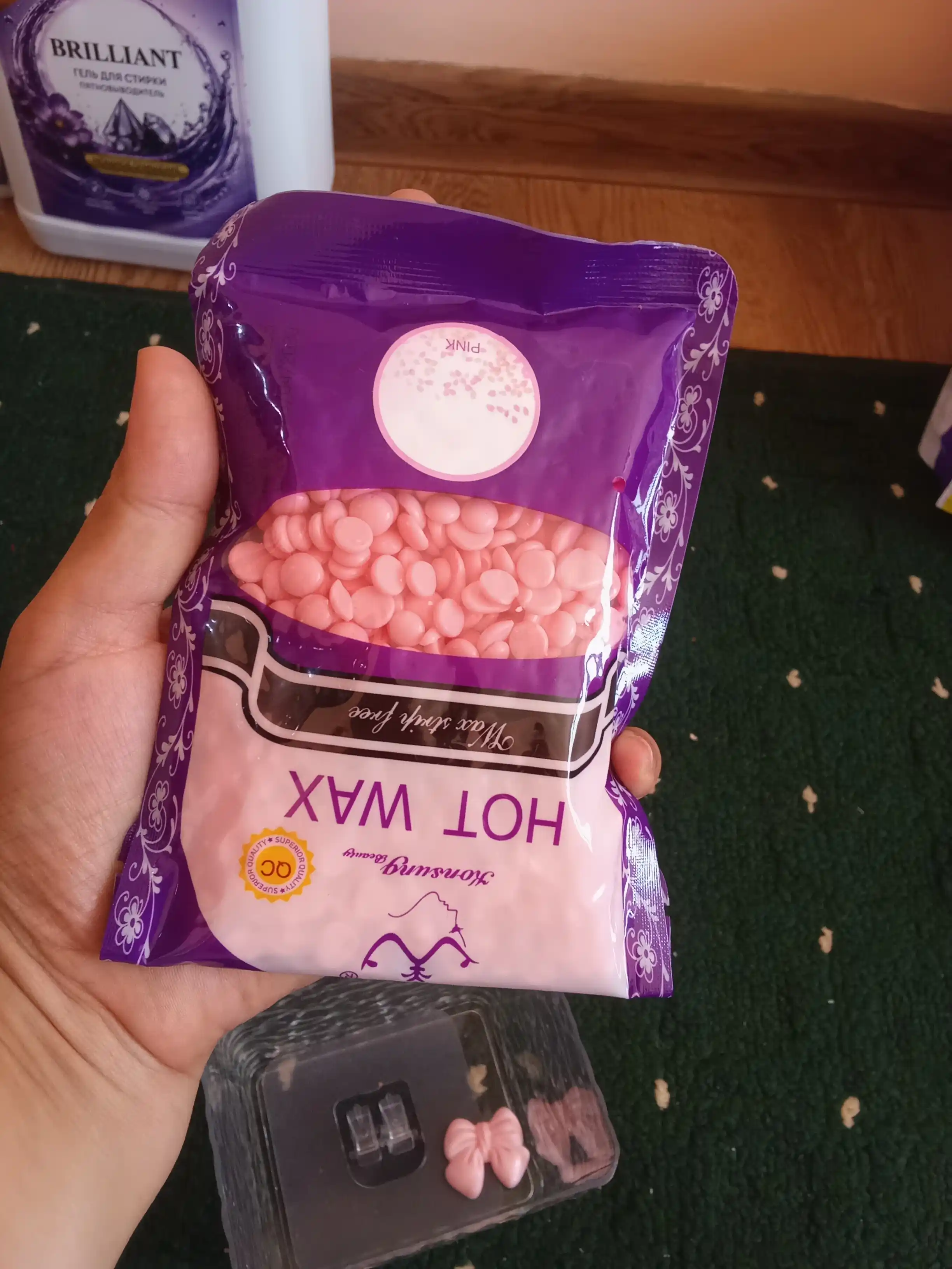 Issiq mum, depilyatsiya mumi, vosk donachalari, mum bilan depilyatsiya