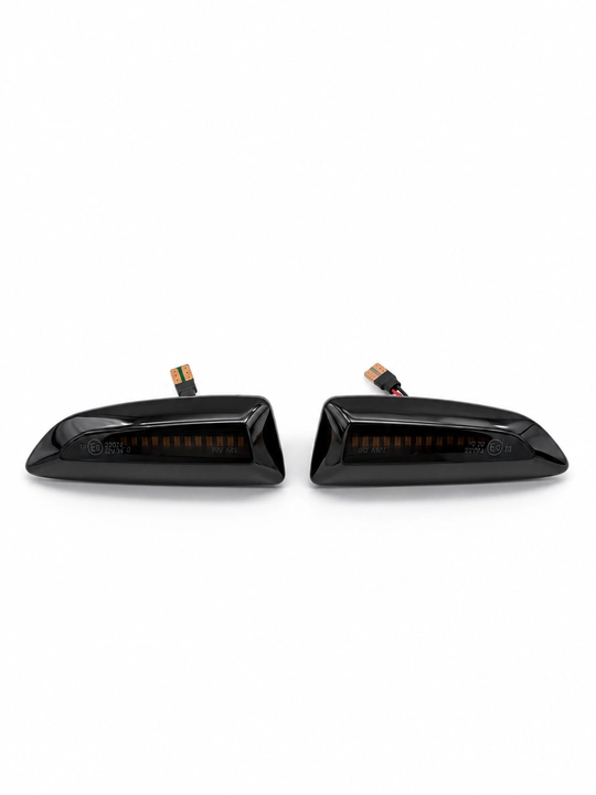 Черные LED поворотники на крыло Chevrolet Cobalt, Lacetti, Tracker 2, Onix, Monza, 2 шт