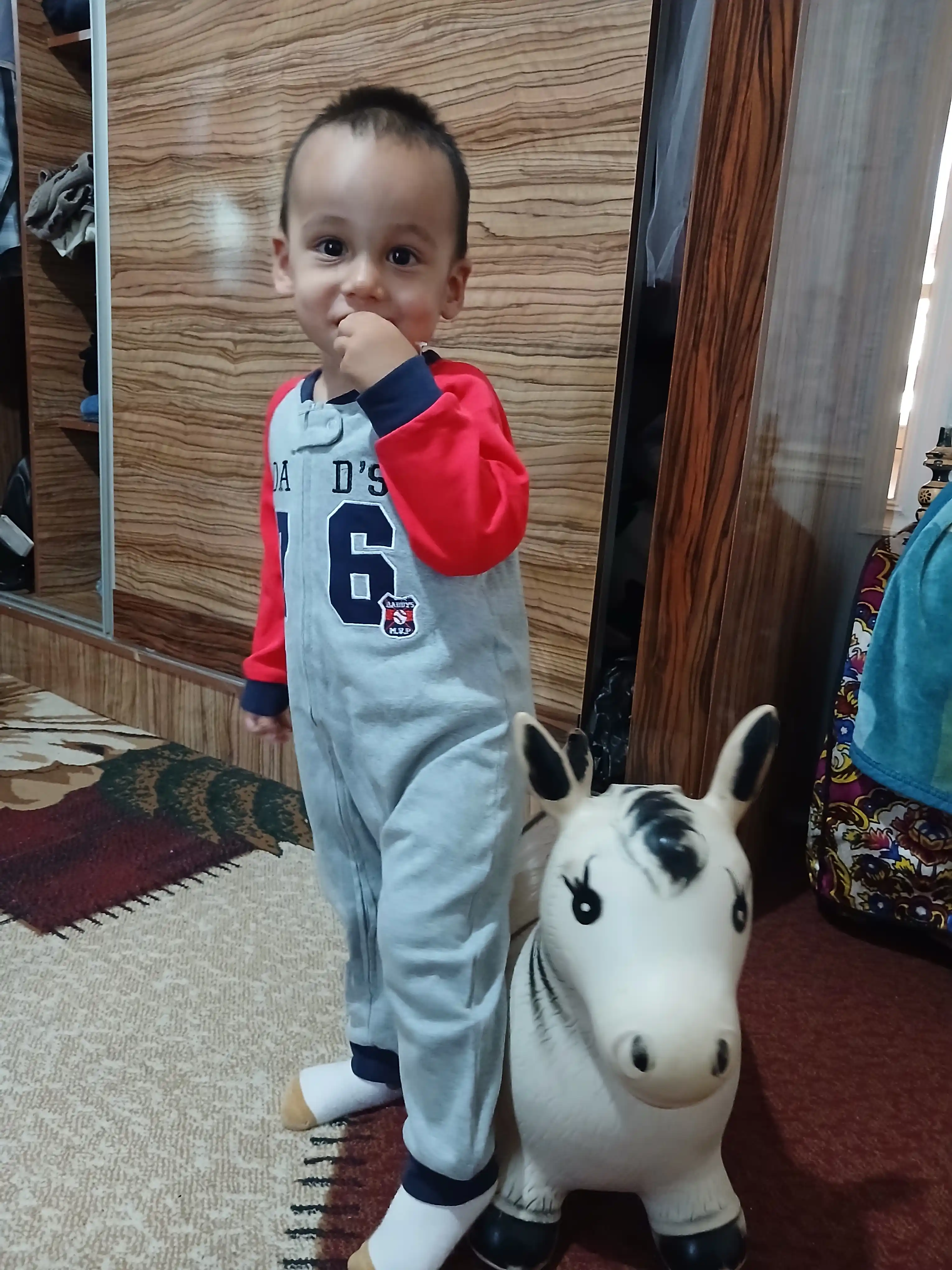 Carter's костюм
