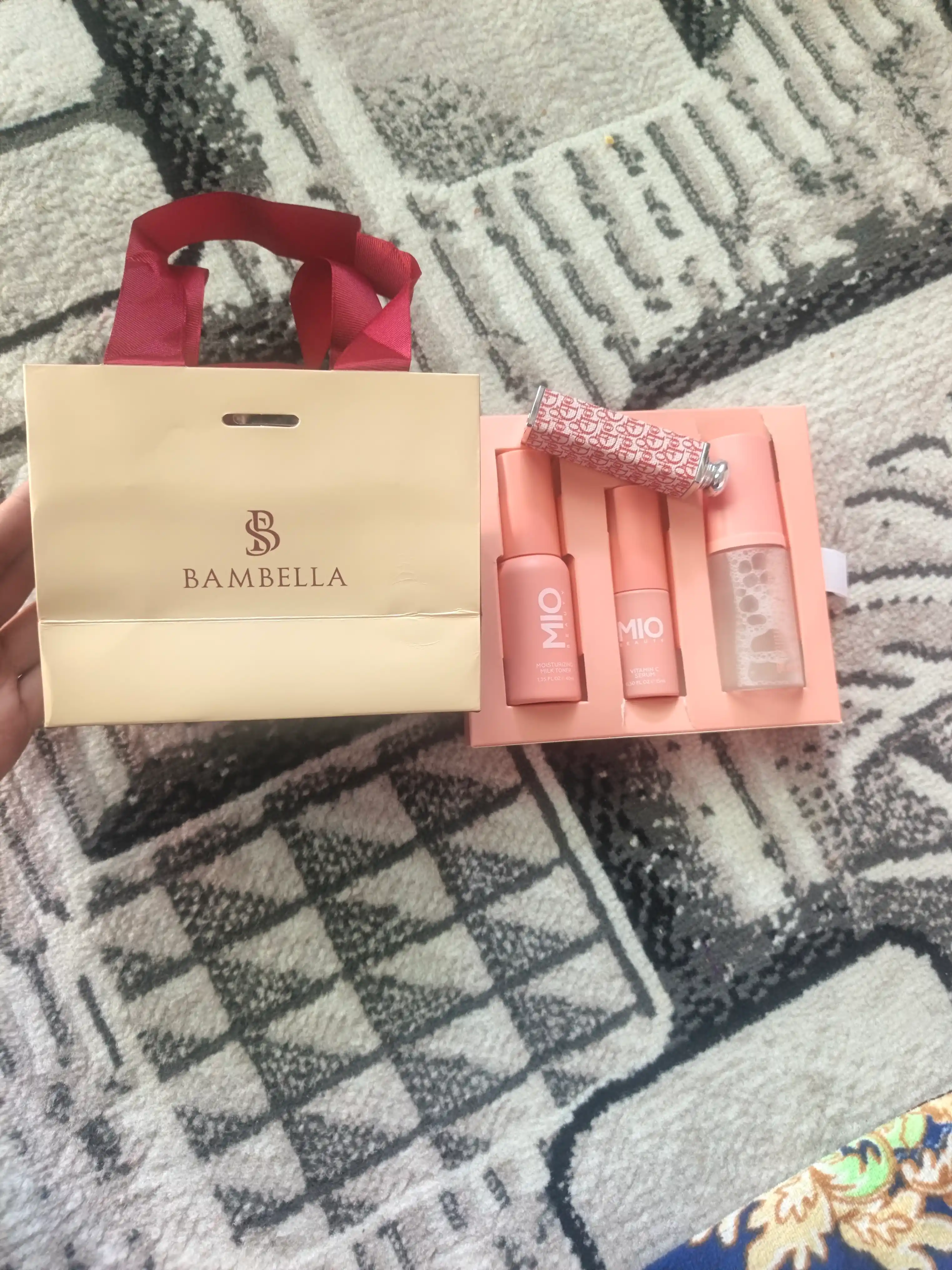 BAMBELLA для женских ресниц утолщает тушь современный дизайн черного цвета