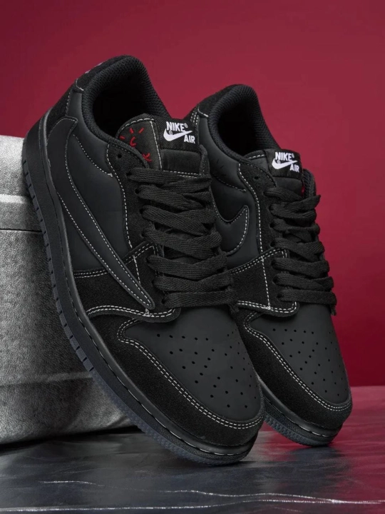 NIKE SB DUNK LOW va AIR JORDAN krossovkalari, 36-45 o‘lchamlarda, yoz va kuz uchun