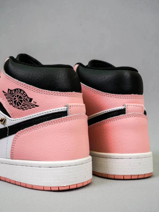 NIKE SB DUNK LOW va AIR JORDAN krossovkalari, 36-45 o‘lchamlarda, yoz va kuz uchun