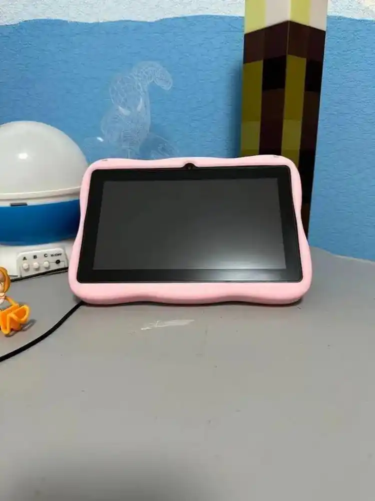 Bolalar planshet kompyuteri — xotira 128 Gb, Android 15 Pad712, C1000 CHico