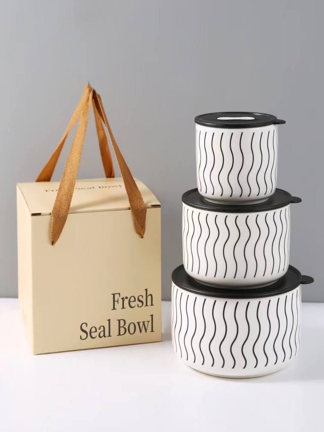 Oziq-ovqat saqlash uchun 3 qismli idishlar to‘plami, qopqoqli - 