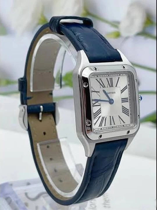 Cartier Santos-Dumont kolleksiyasining katta o‘lchamli modeli