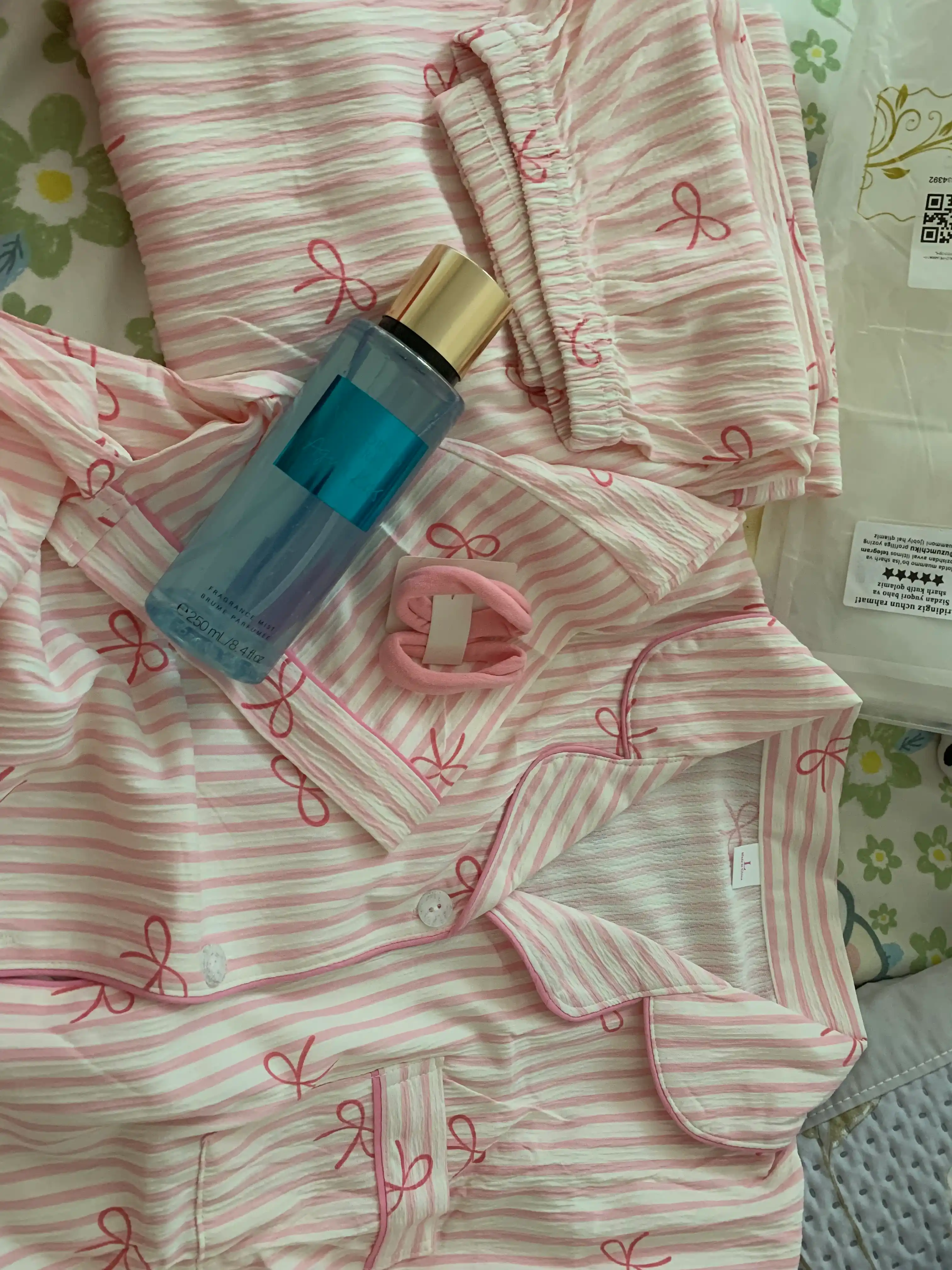 Ayollar uchun 3 ta 1 da pijama, shim va shortilar