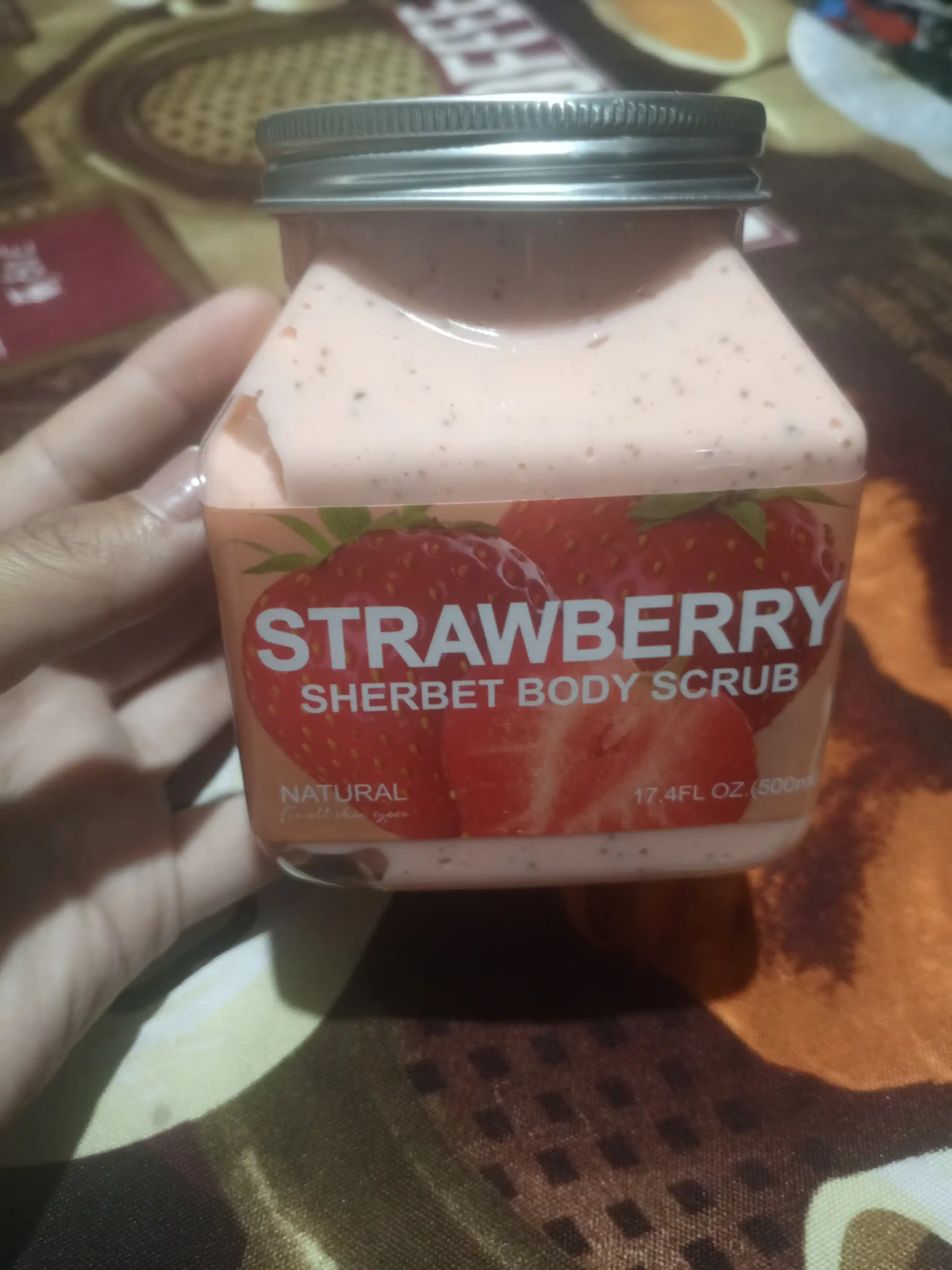 Скраб для лица и тела Sherbet Body Scrub с экстрактом малины и клубники, 500 / 350 гр