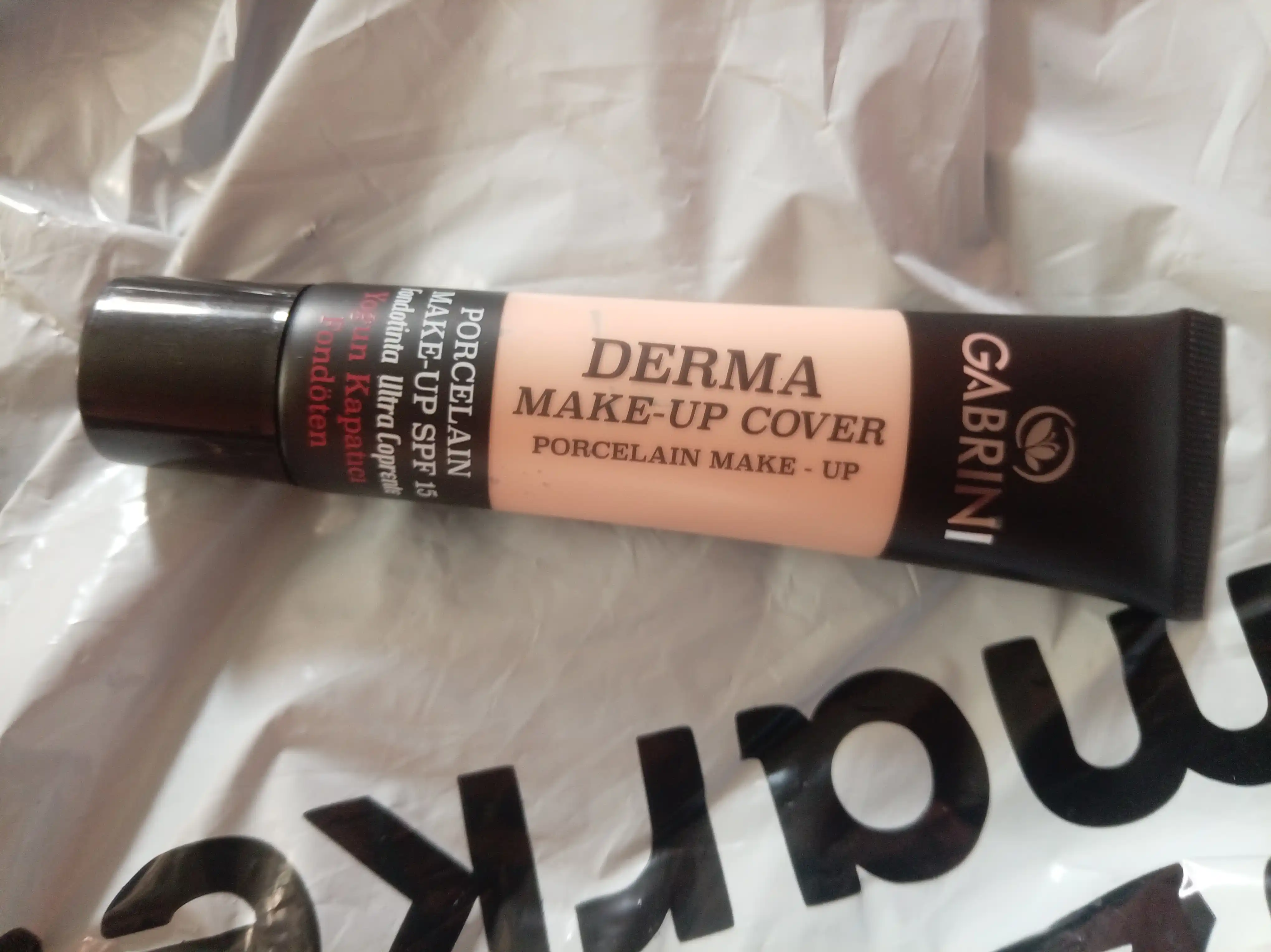 Тональный крем для лица DERMA 