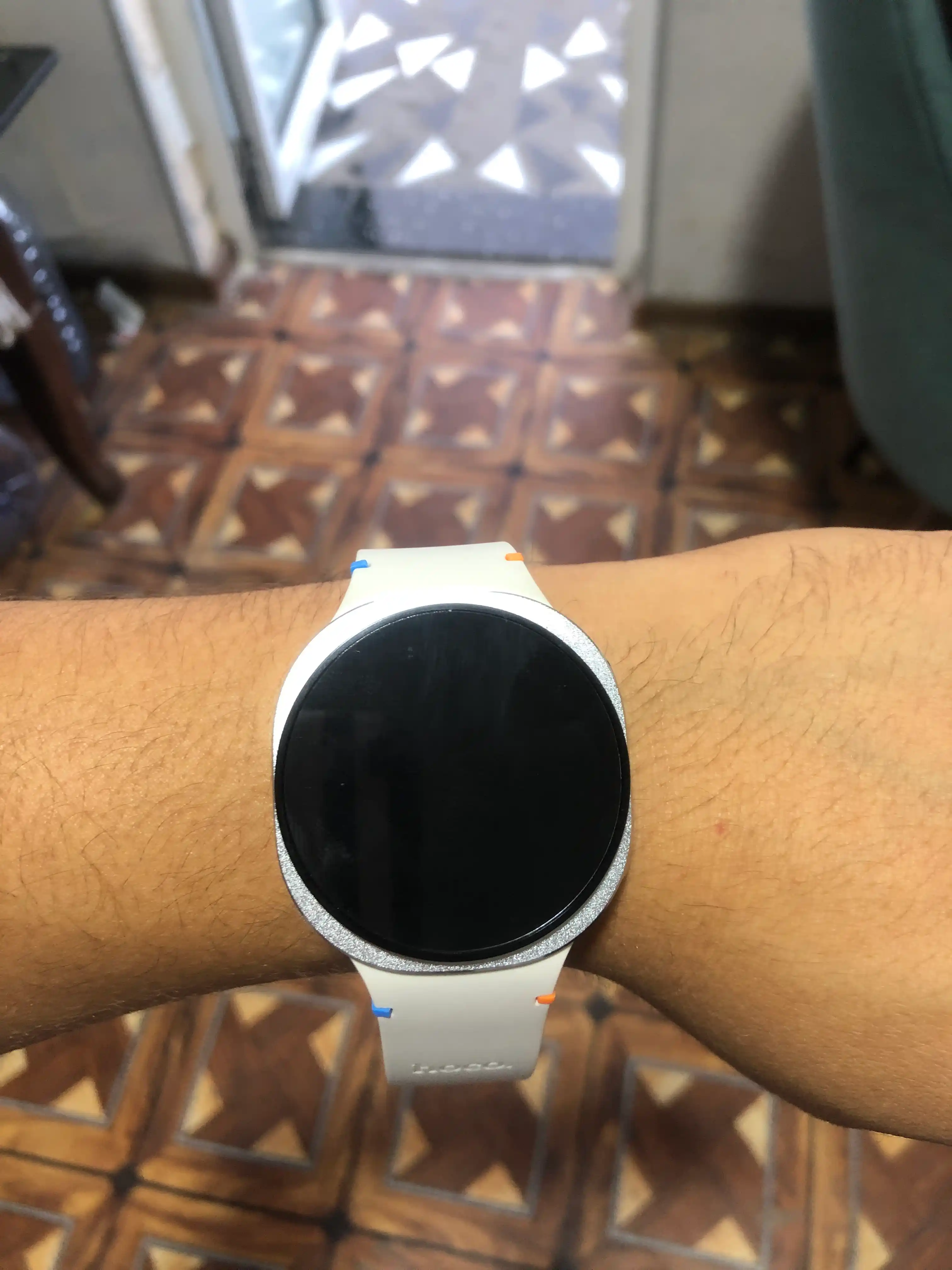 Hoco Y43 AMOLED Smart Sports Watch Call Version GPS va Bluetooth qo'ng'iroqlar va xabarlar