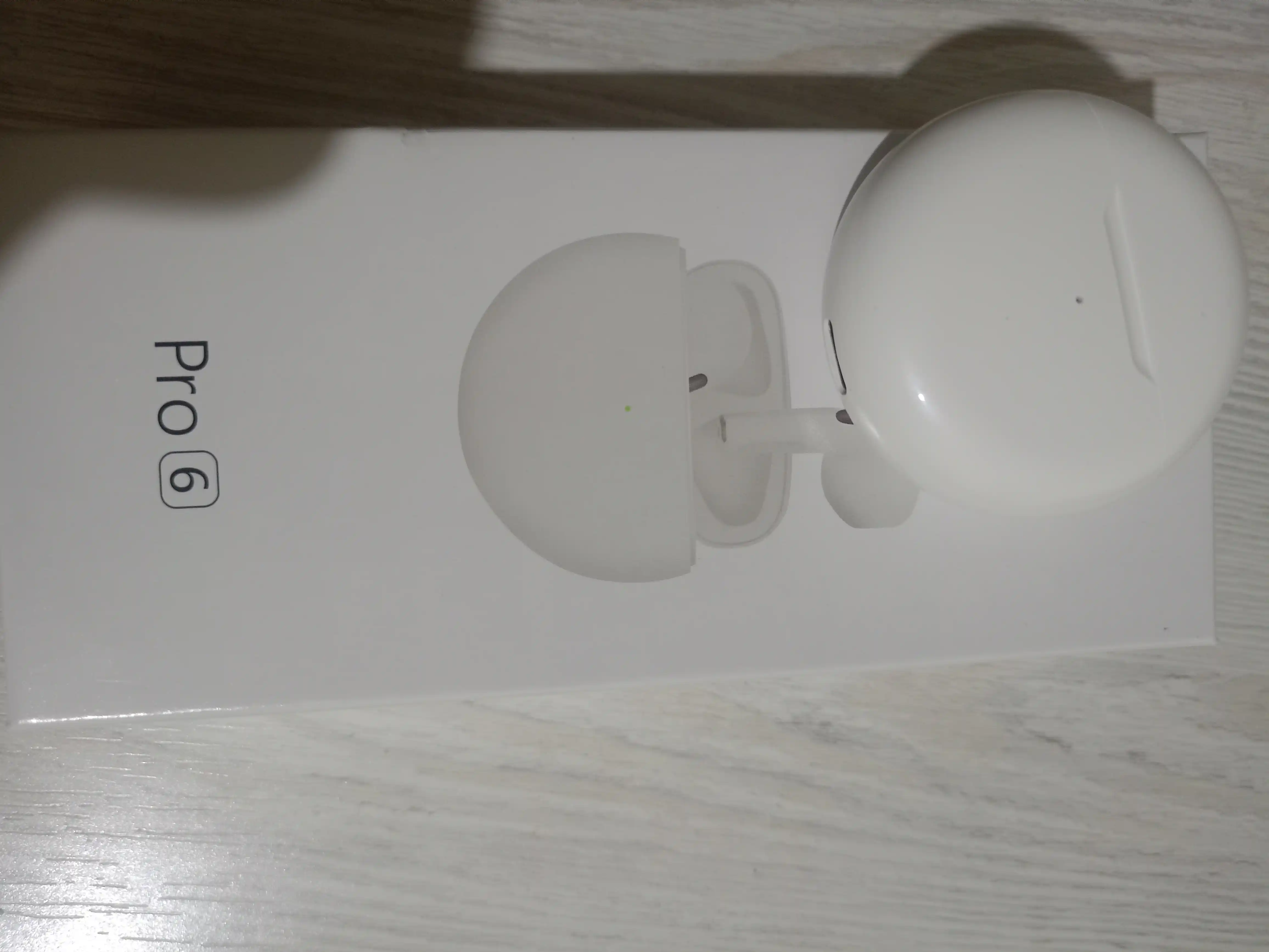 Pods Pro 5 va Pods Pro 6 simsiz quloqliklari