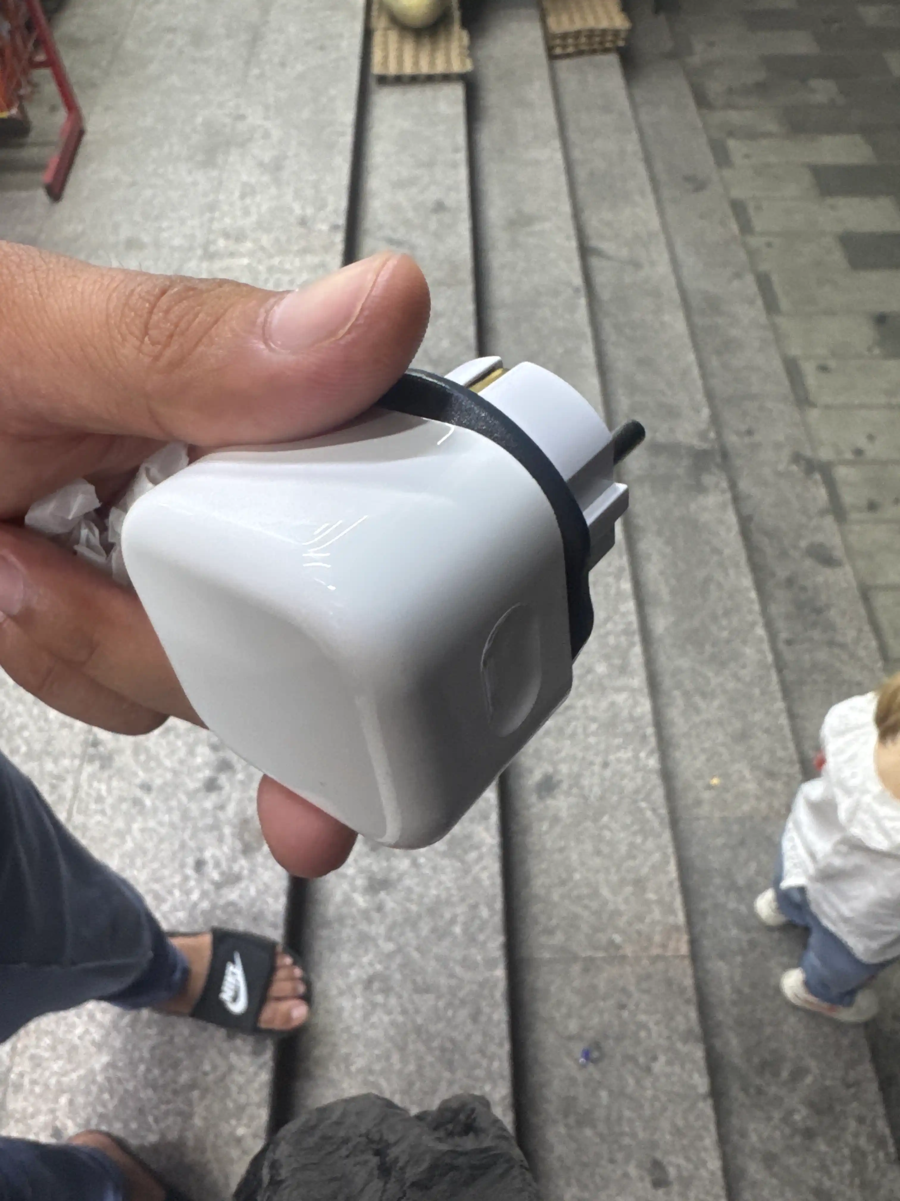 Зарядка для Айфона адаптер USB-C 20ват — быстрая зарядка для моделей iPhone 13,14,15,16,17