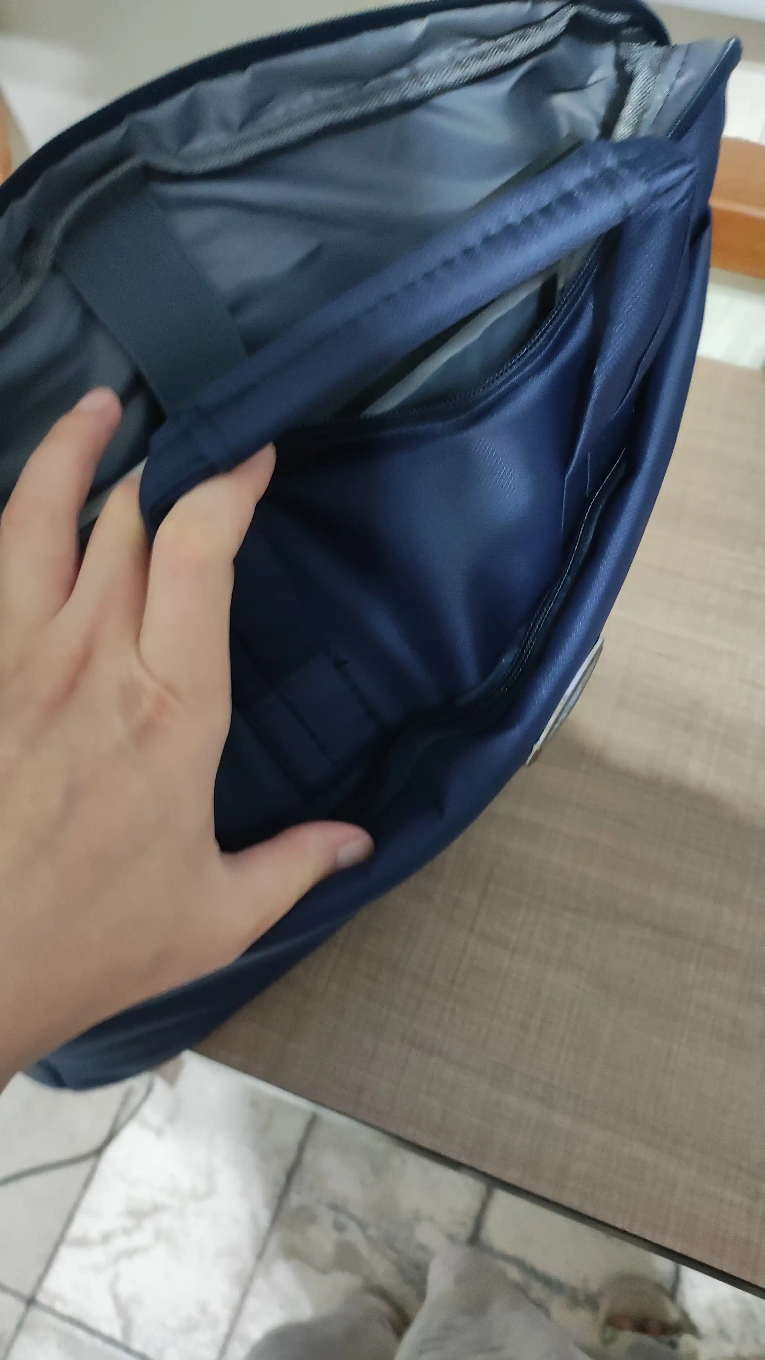 Сумка для ноутбука с усиленной защитой 15.6"