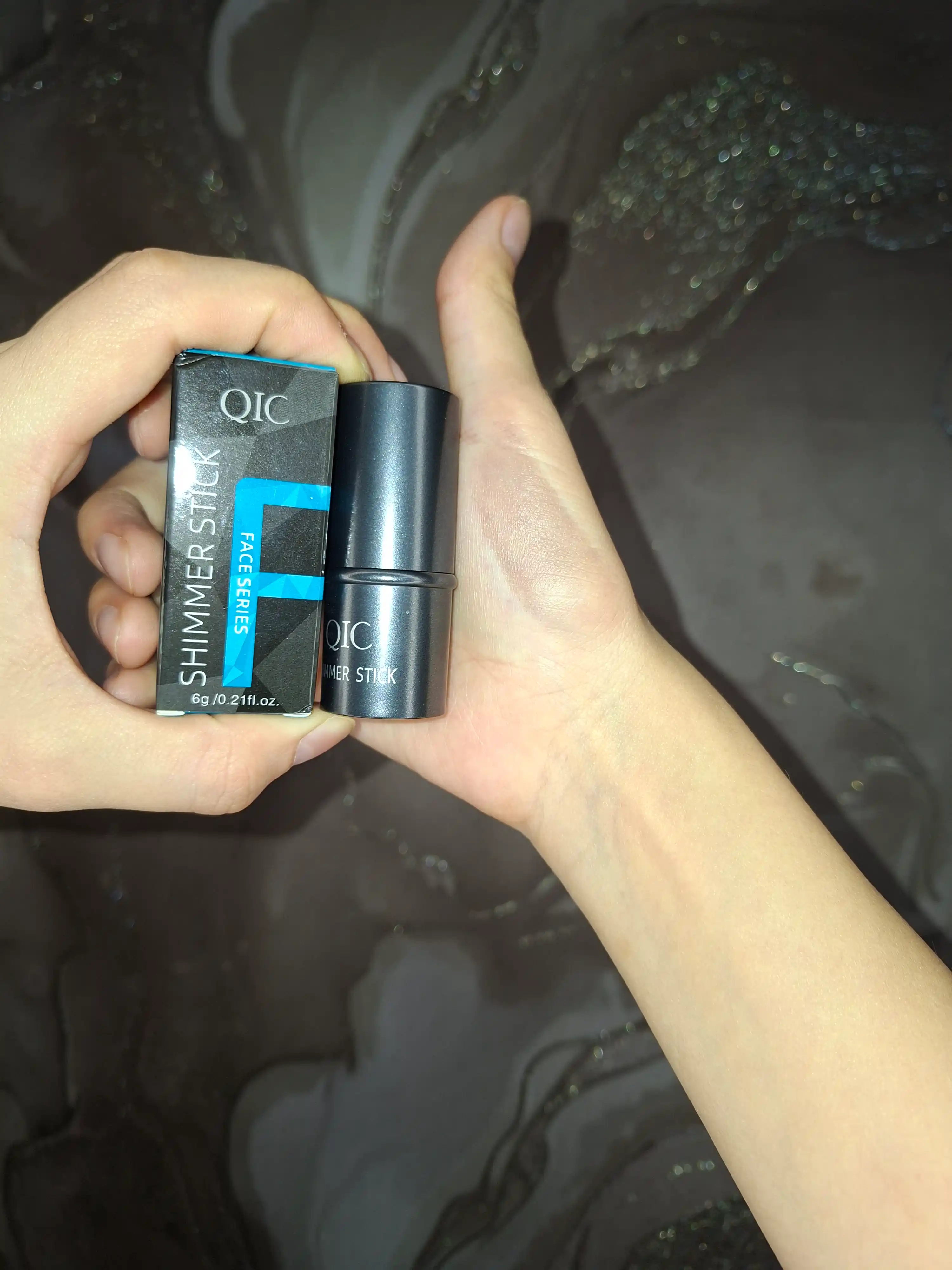 Контуринг стик QIC Shimmer Stick, кремовый консилер, бронзер, хайлайтер, 3 в 1
