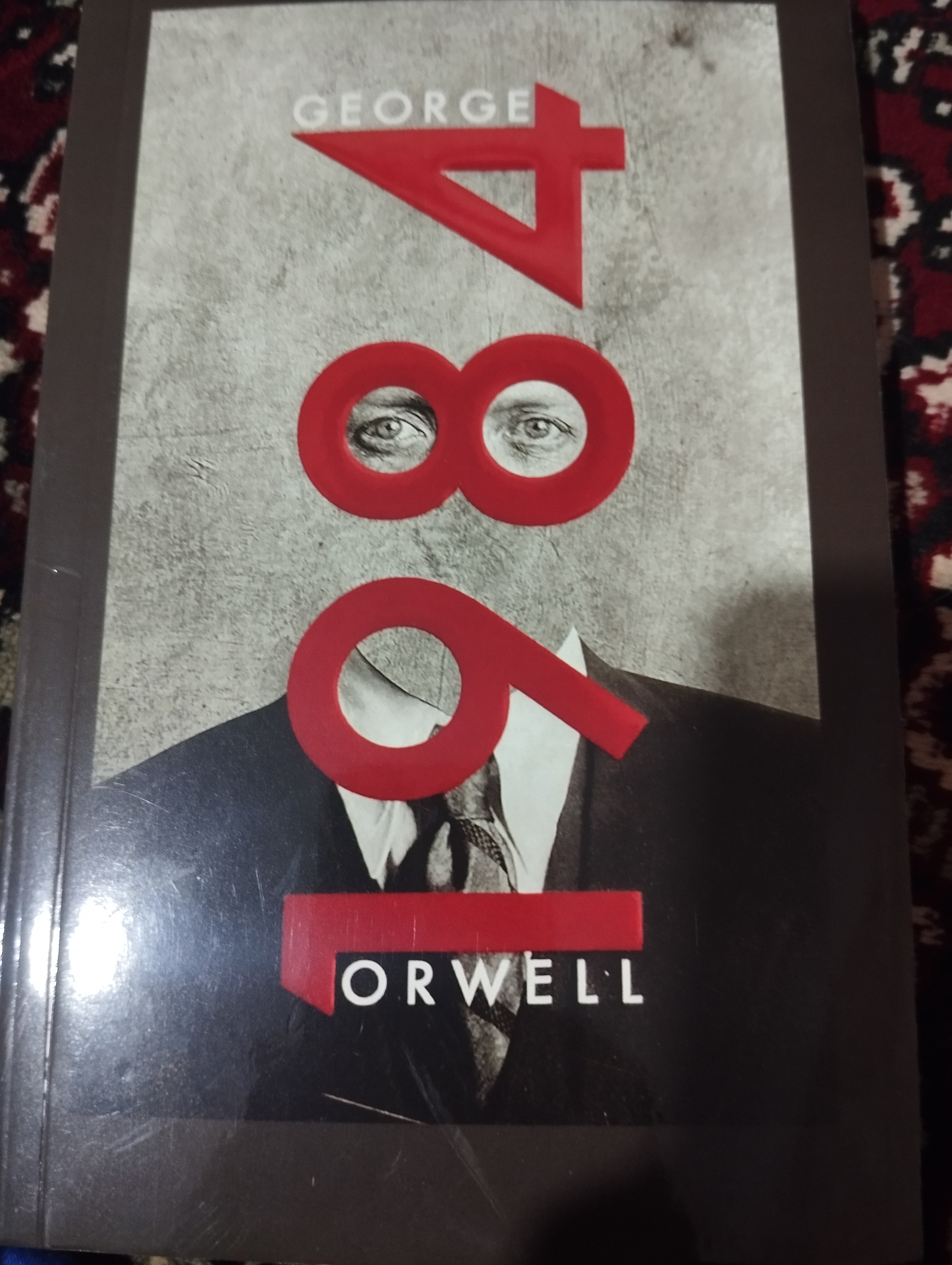 1984 — Jorj Oruell