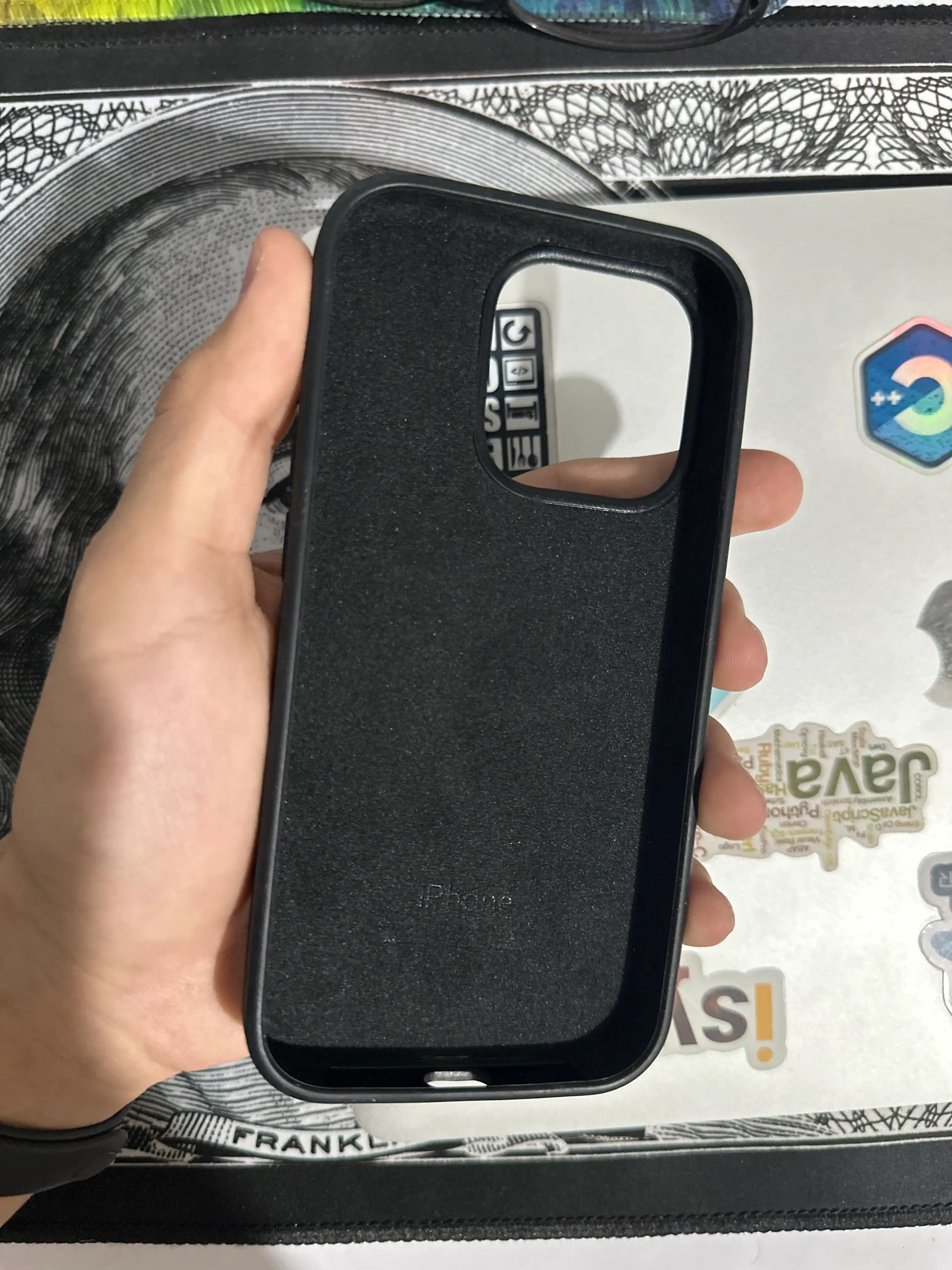Чехол для iPhone 11–17, Pro, Pro Max — силикон Soft Touch, микрофибра