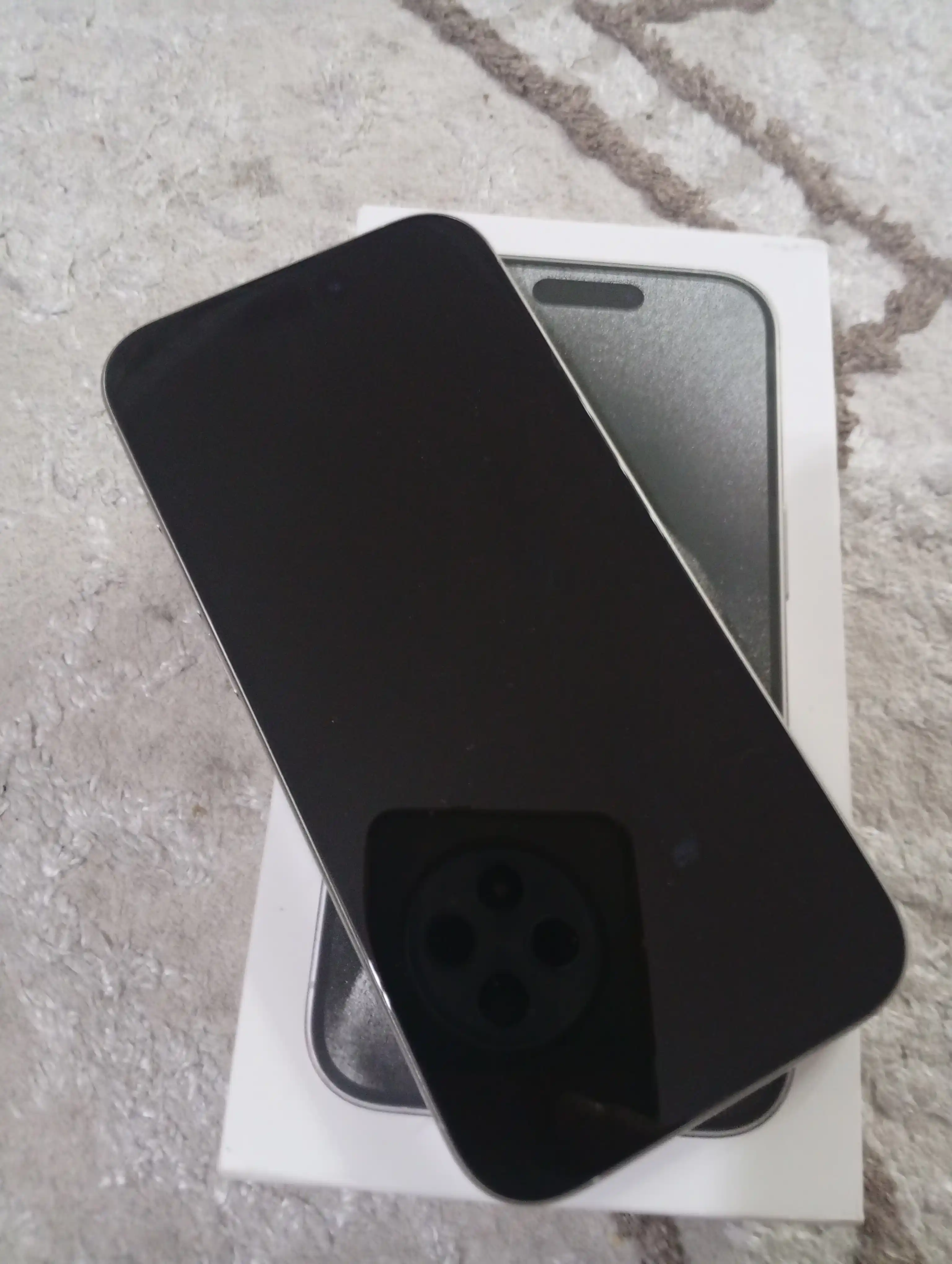 Apple iPhone 15 Pro/Pro Max, SIM+eSIM, UZIMEI-зарегистрирован