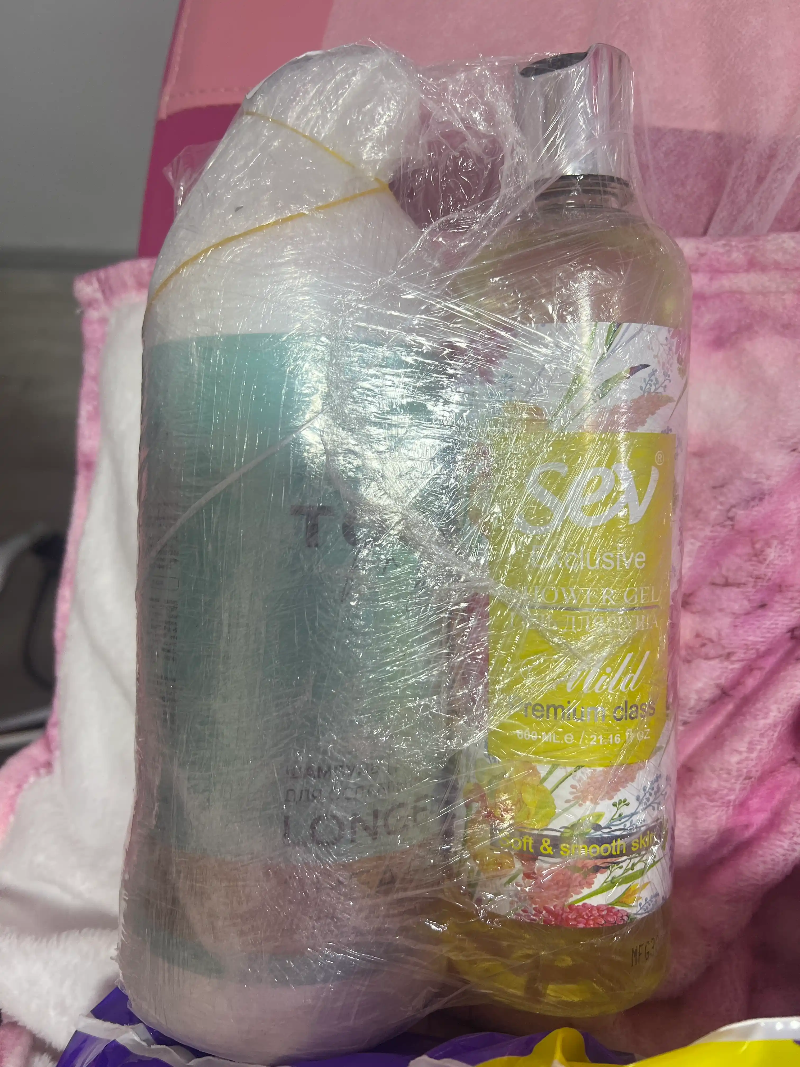 Soch uchun professional parfyumlangan shampuni Touch For You, 1000 ml