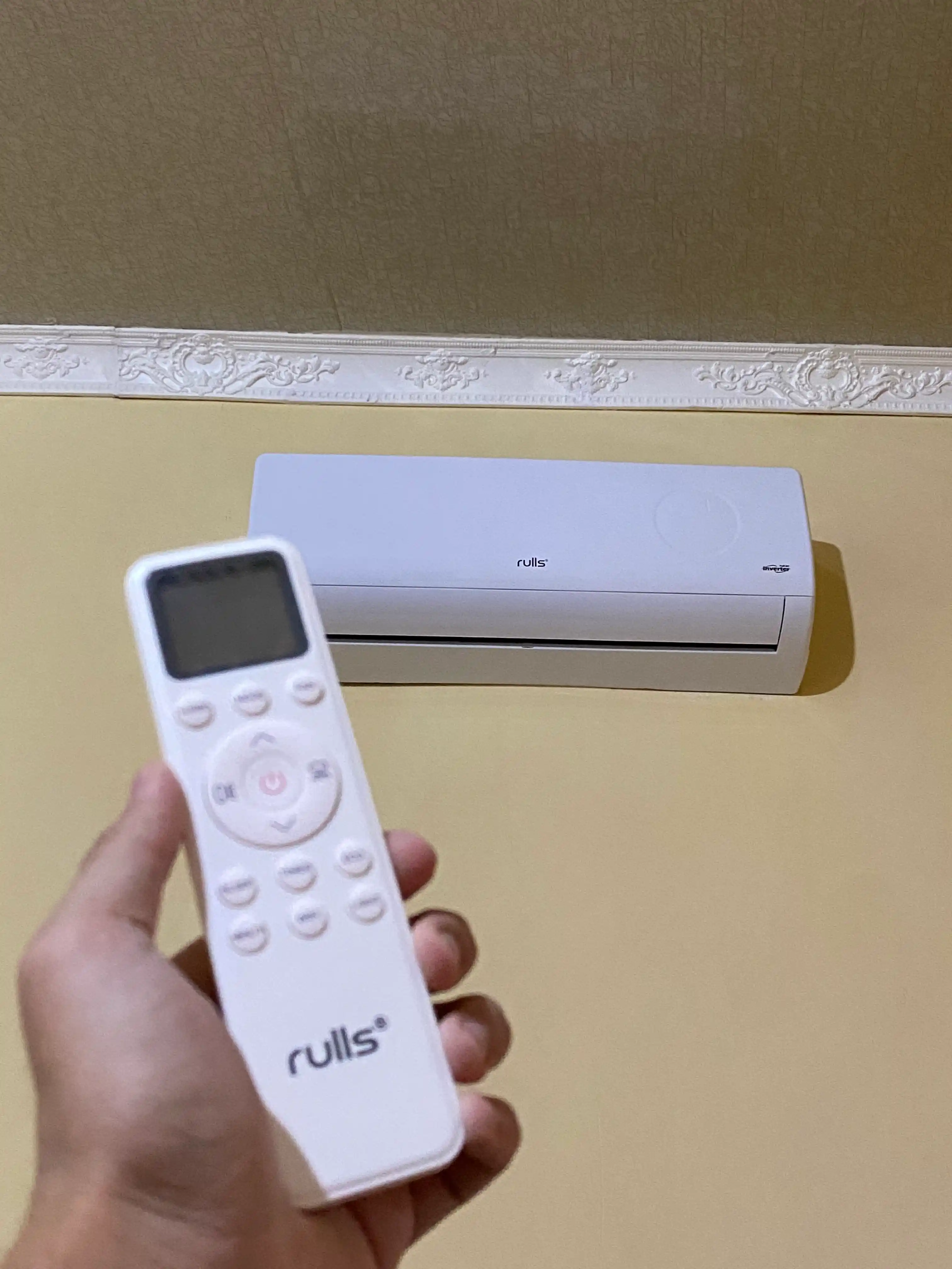 Кондиционер Rulls 12 Inverter с компрессором GREE — для помещений до 35 кв.м. Оснащён PTC