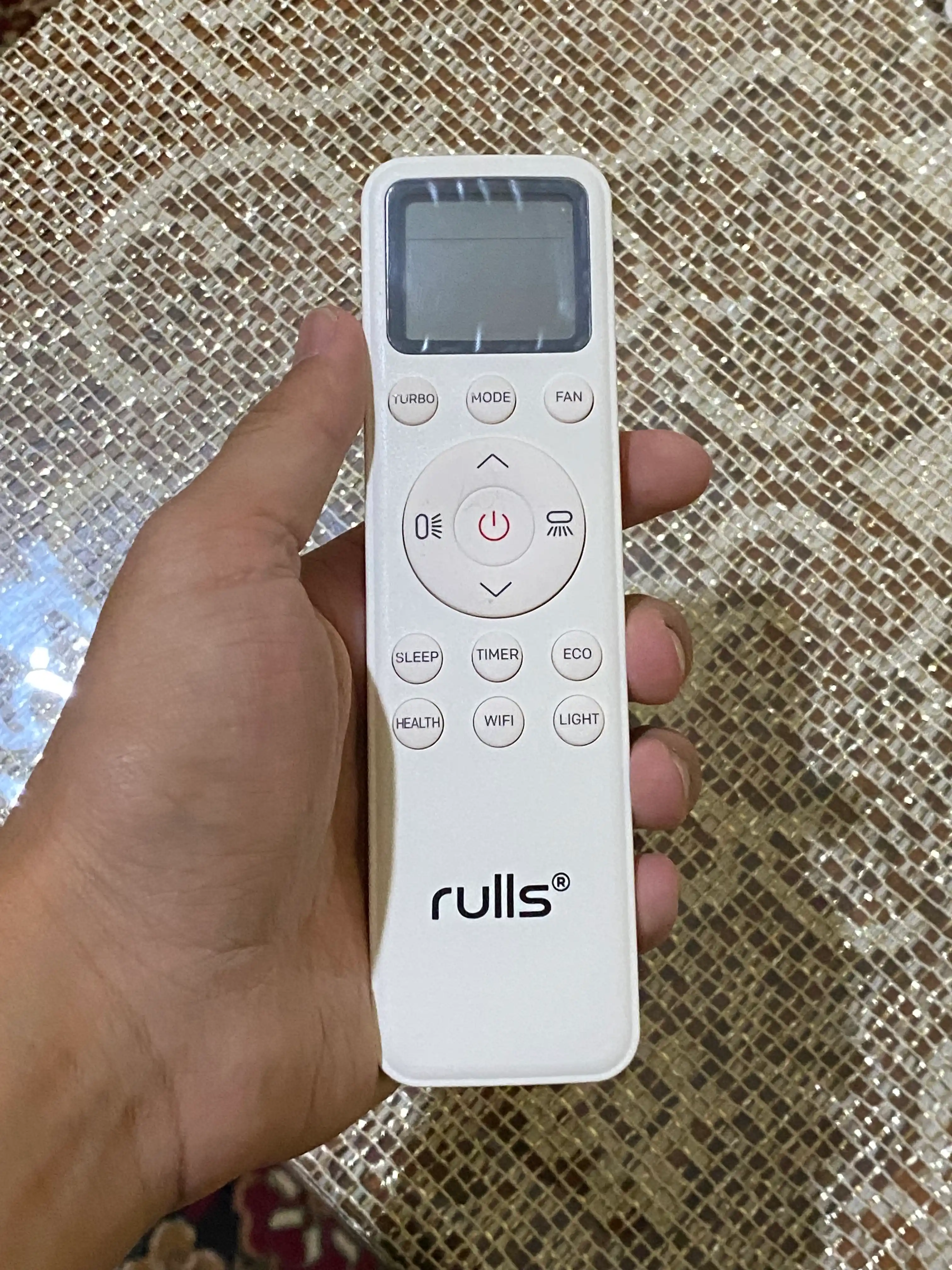 Кондиционер Rulls 12 Inverter с компрессором GREE — для помещений до 35 кв.м. Оснащён PTC