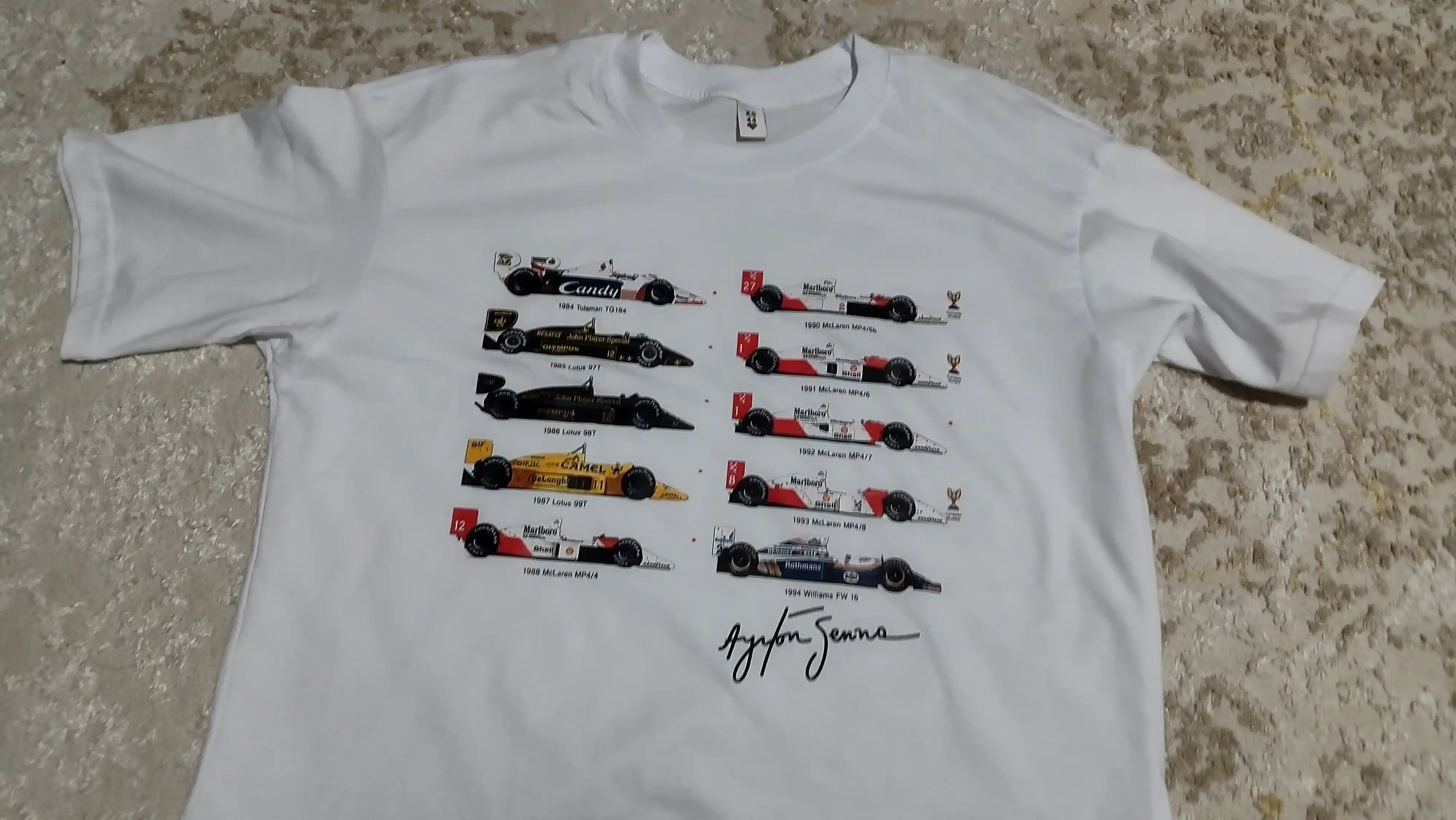 MICONIC Ayrton Senna Formula 1 bolidli futbolkasi