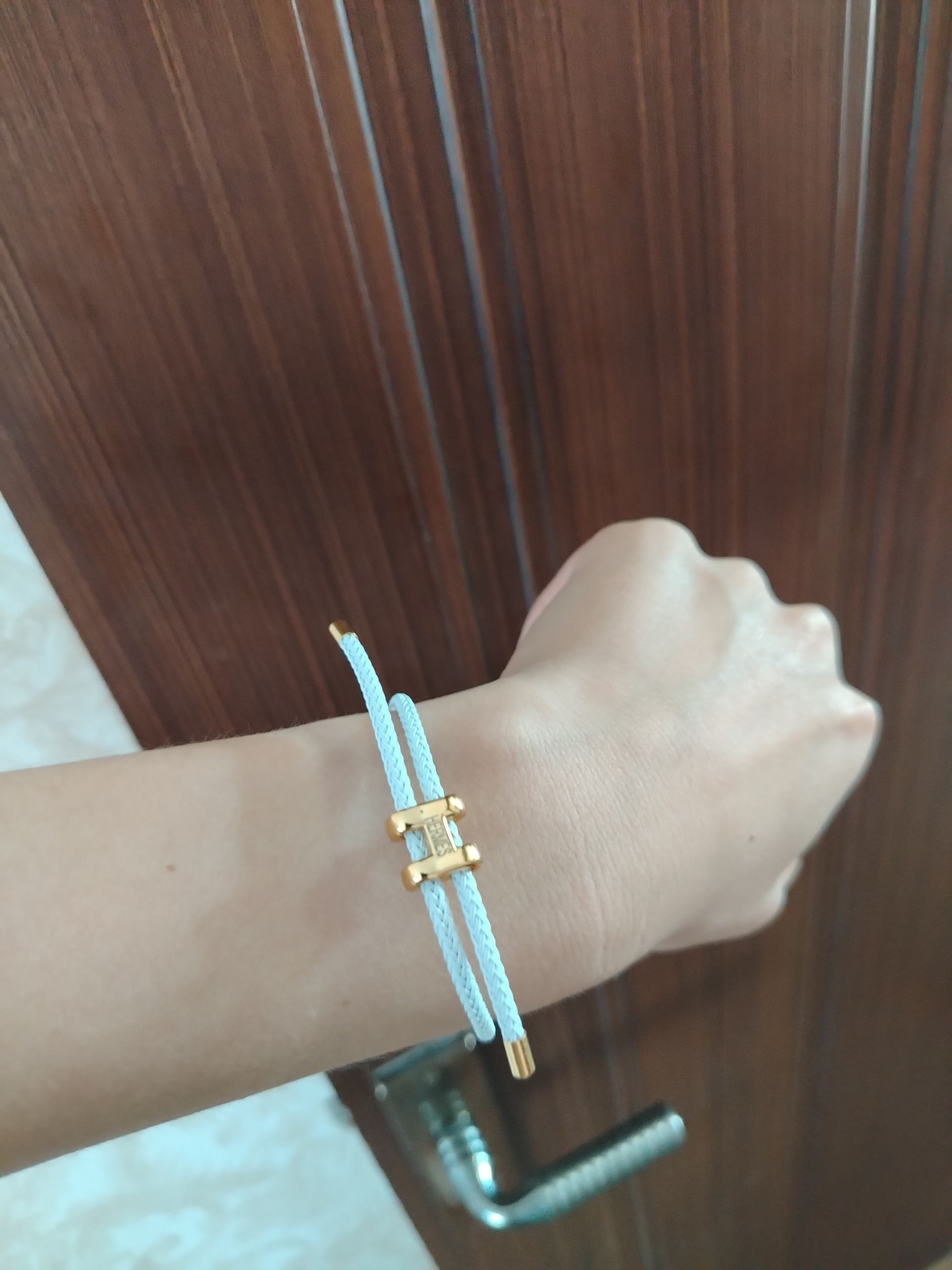 Современный браслет с элементом  Hermes, для женщин и мужчин, регулируемый размер
