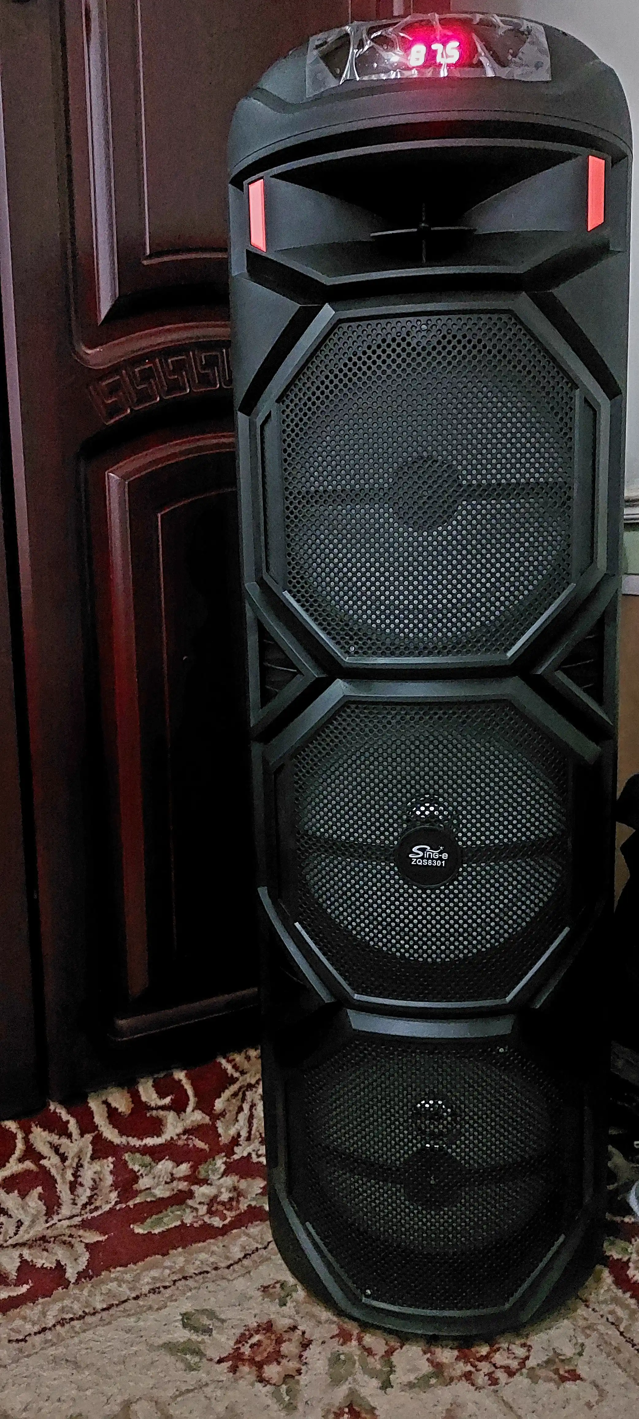 Katta Bluetooth simsiz karnay, karaoke, RGB yoritish, mikrofon va pult bilan
