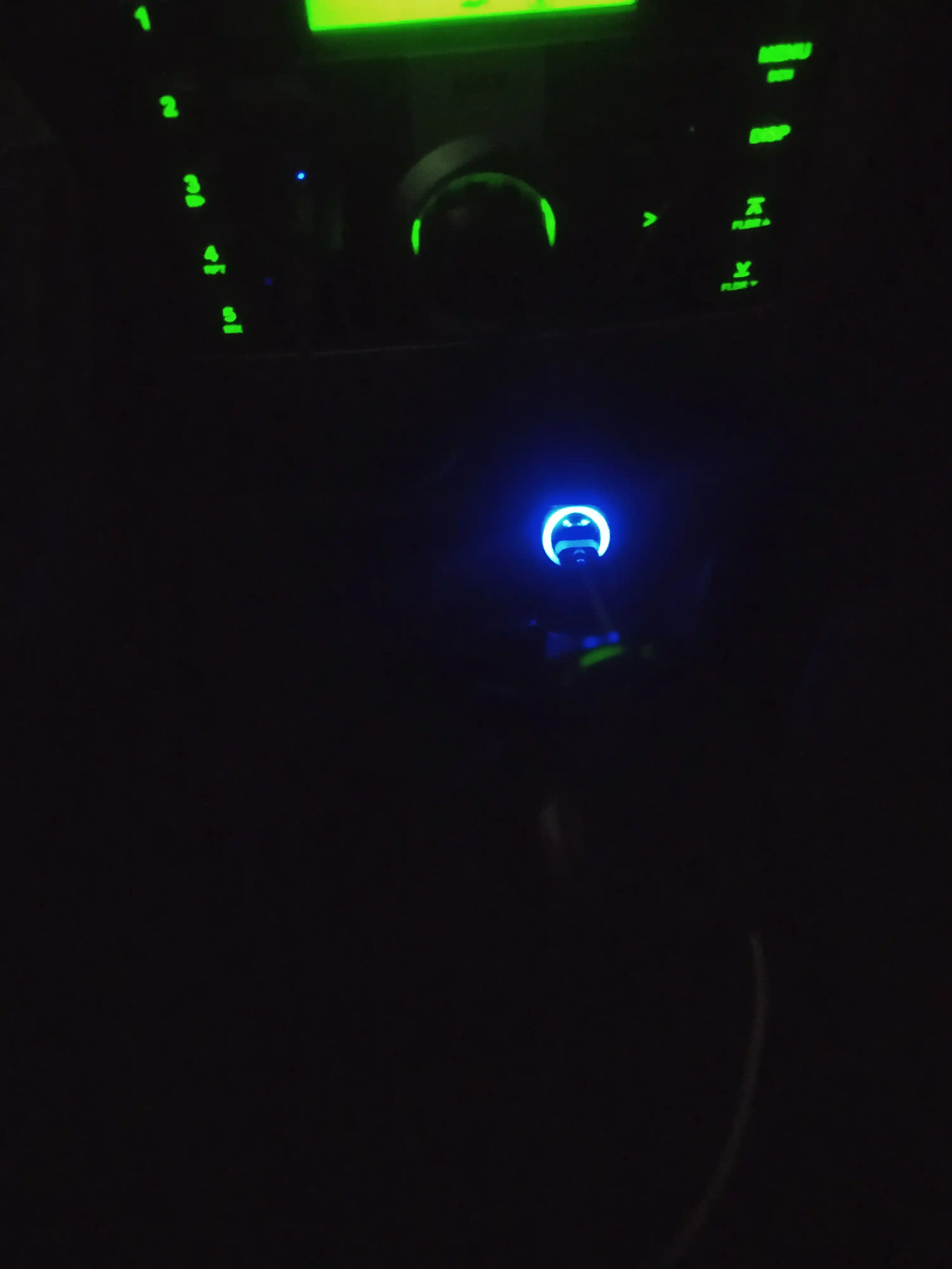 Автозарядное устройство 100W с поддержкой PD + USB