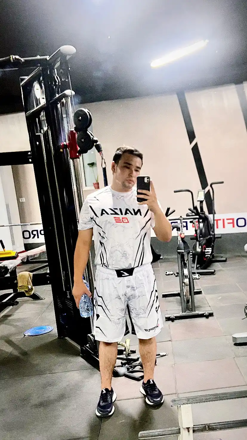 NAIZA sport to‘plami, futbolka va shortik MMA, fitnes va treninglar uchun