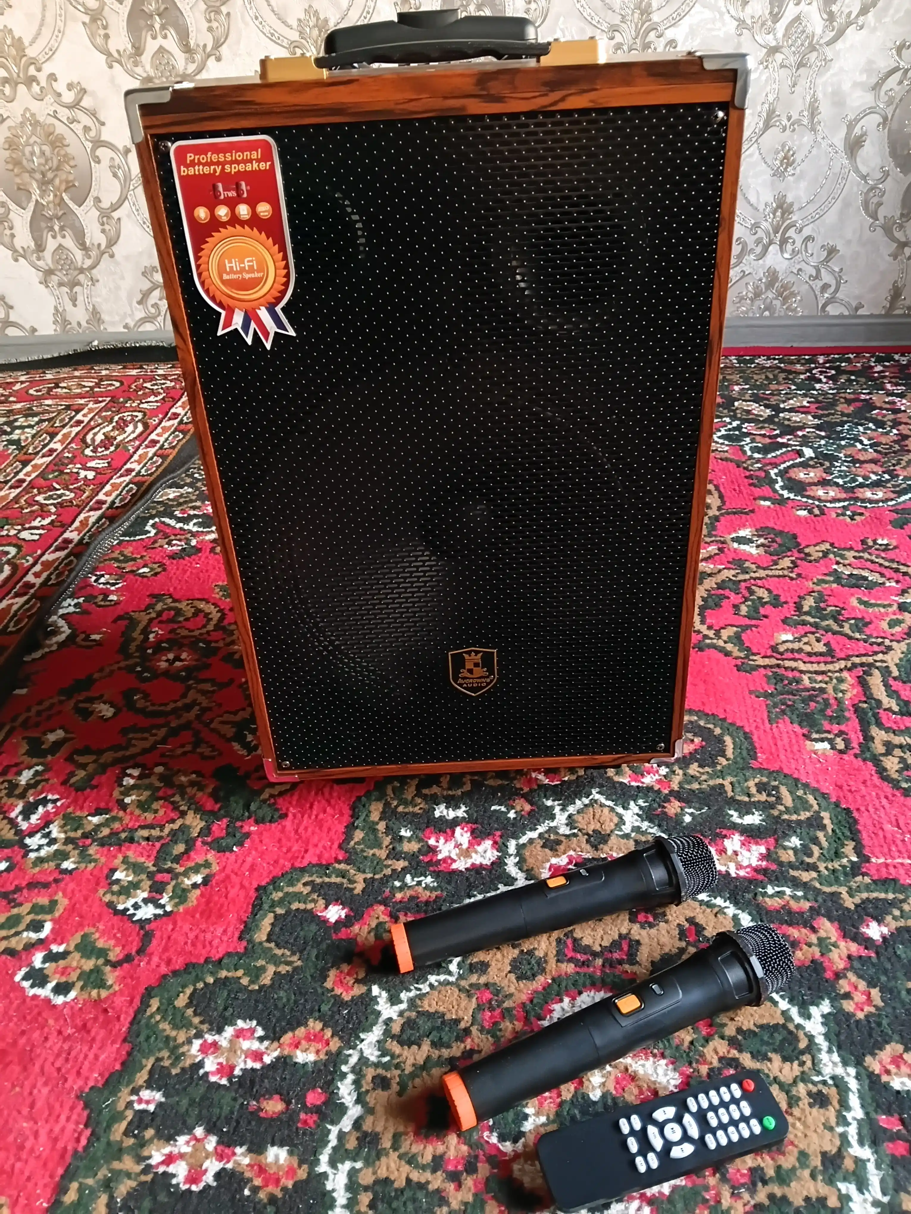 Портативная колонка B-Q12 , караоке Bluetooth с микрофоном и пультом, беспроводная bq12