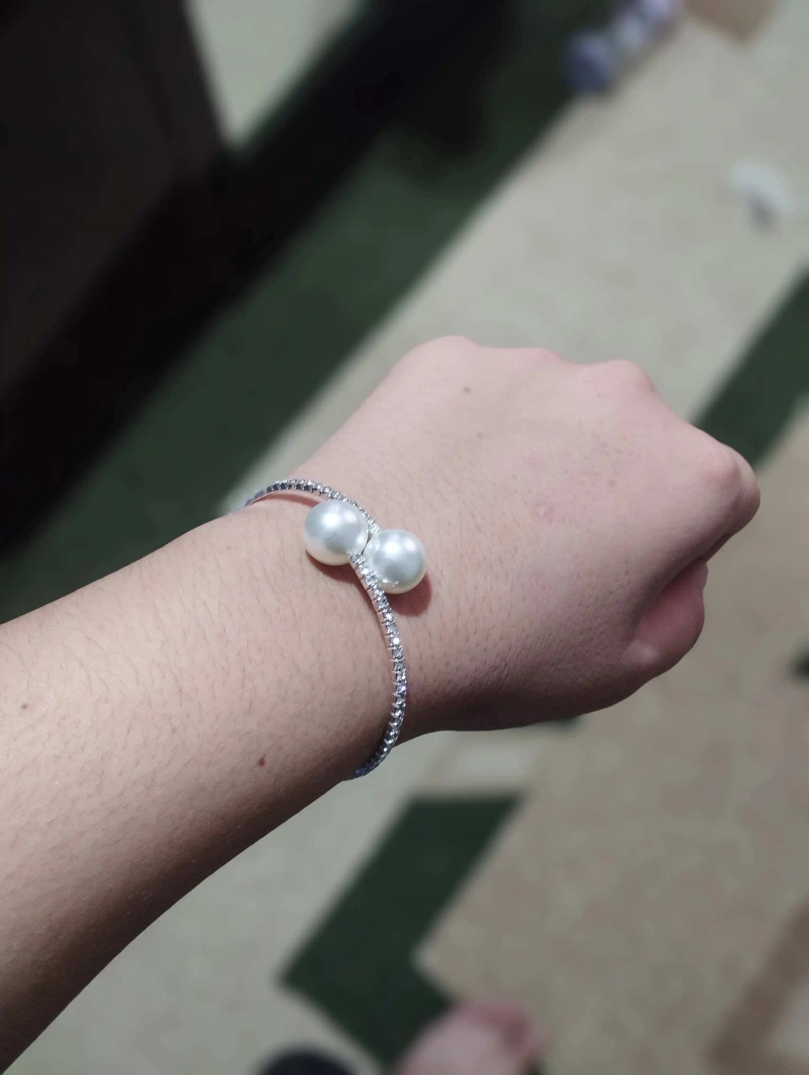 Ayollar uchun Stainless Steel Cartier uslubidagi bilaguzuk va bilaguzuklar to‘plami