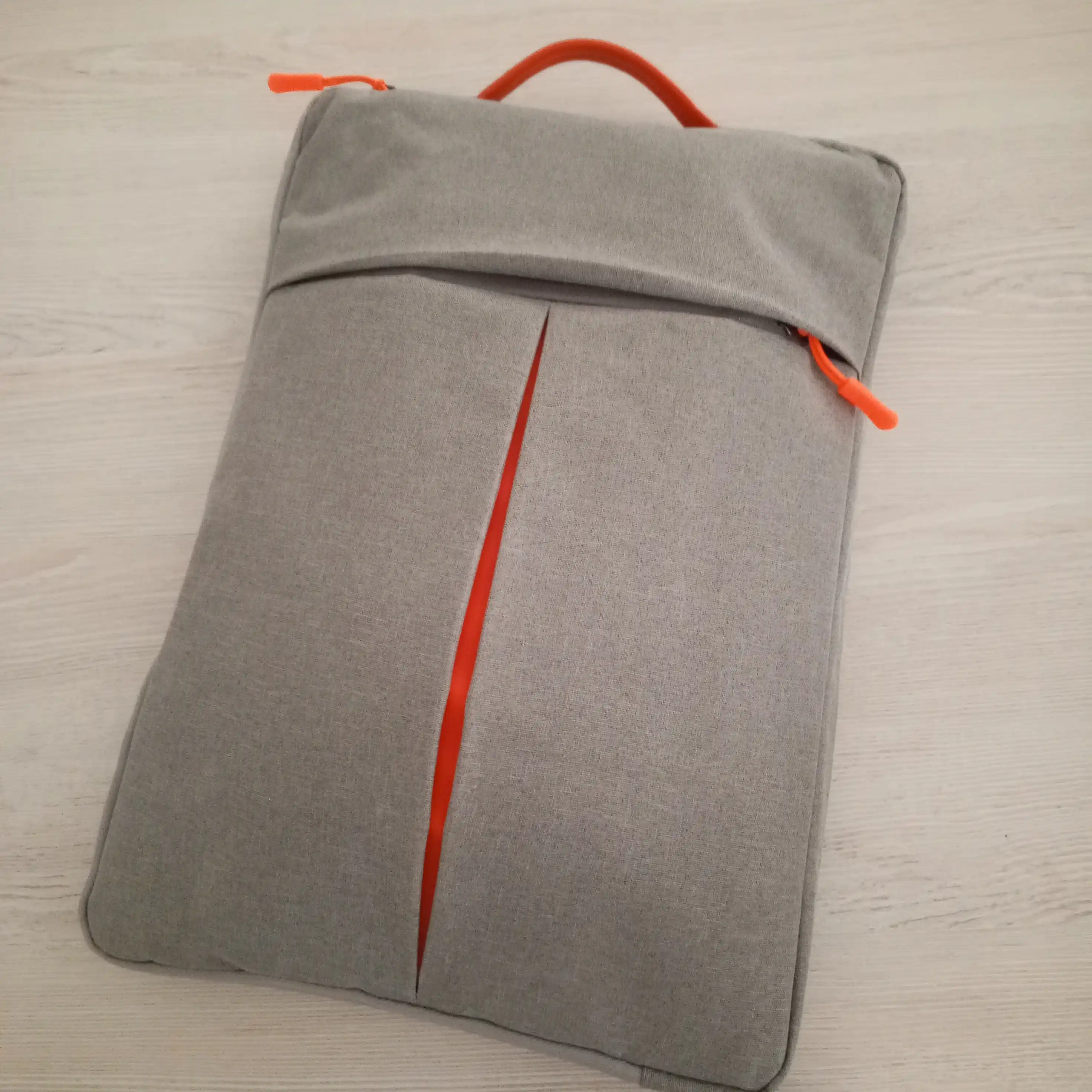 Noutbuk va MacBook uchun suvga chidamli biznes sumka