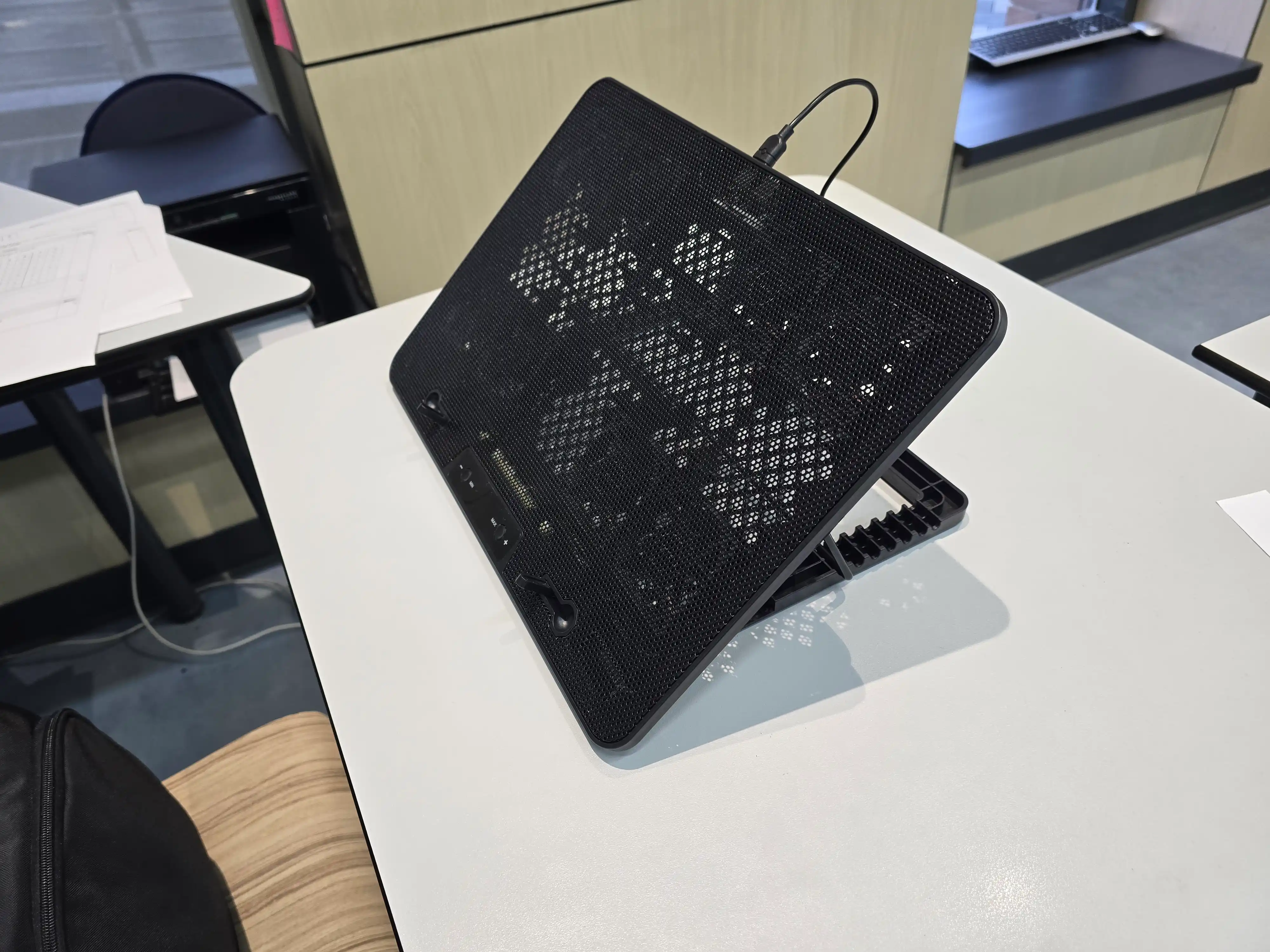 Подставка для ноутбука с охлаждением, вентиляторами, USB и LED подсветкой, складная, кулер