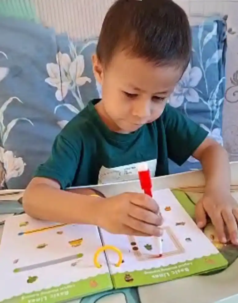 Bolalar uchun ko‘p martali sehrli yozuv daftari, 3+ - yozishni o‘rgatish, husnixat
