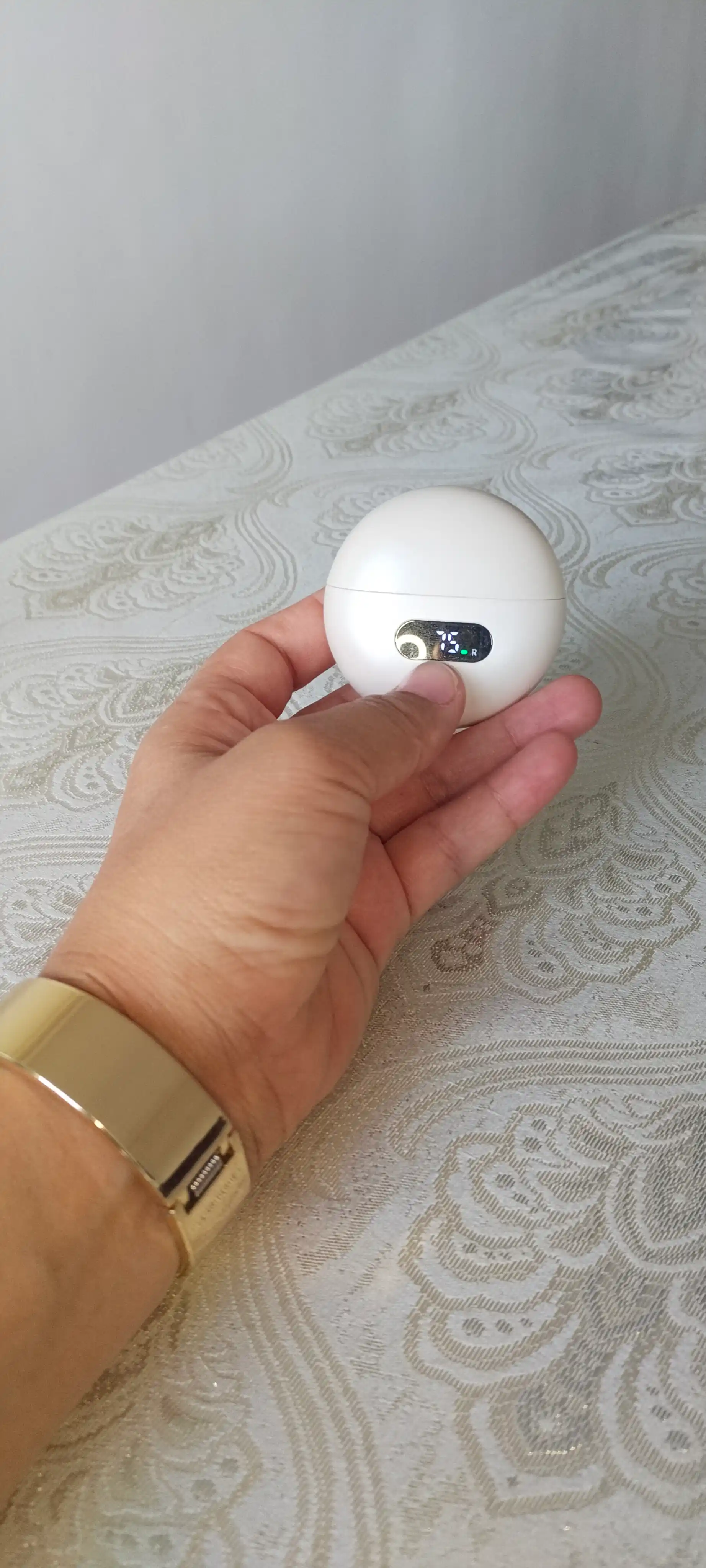 Simsiz bluetooth quloqchinlar Q71 sensorli Bluetooth 6.1 LED displeyli