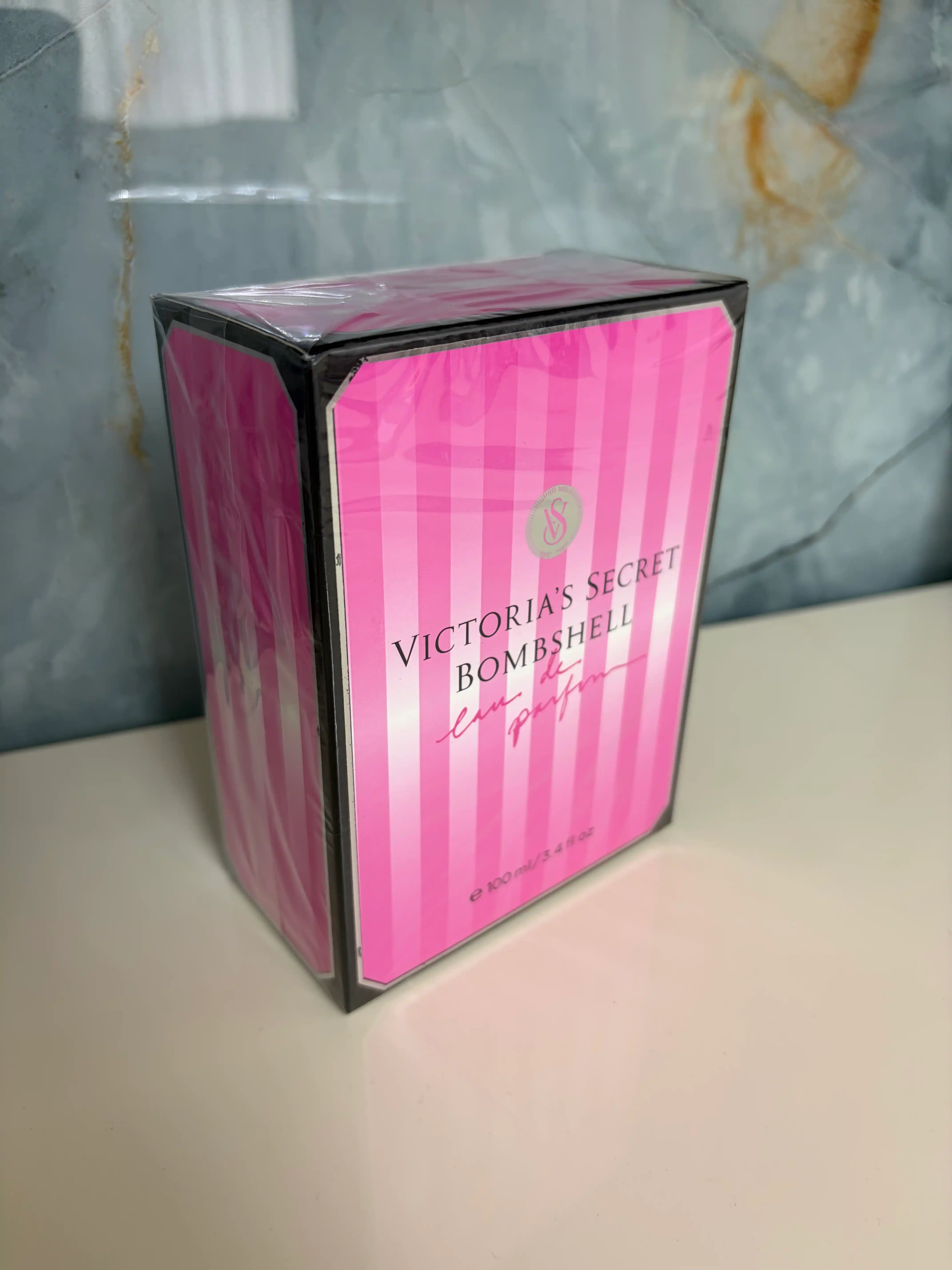 Victoria's Secret Bombshell ayollar atiri EDP 100 ml parfum uzoq saqlanuvchi hid