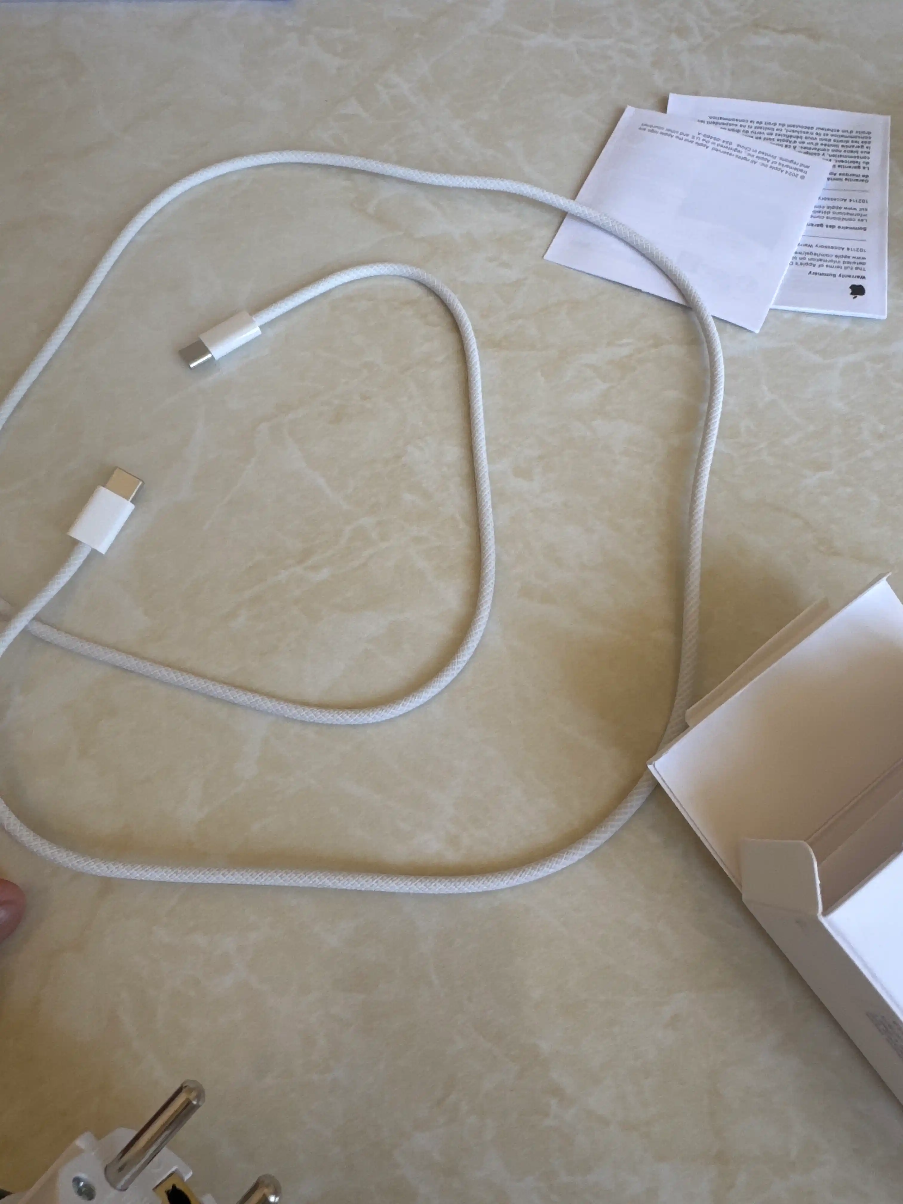Apple USB-C- Type-C / Lightning kabeli 60W / 240W, 1 m / 2 m, iPhone, iPad, MacBook, uchun