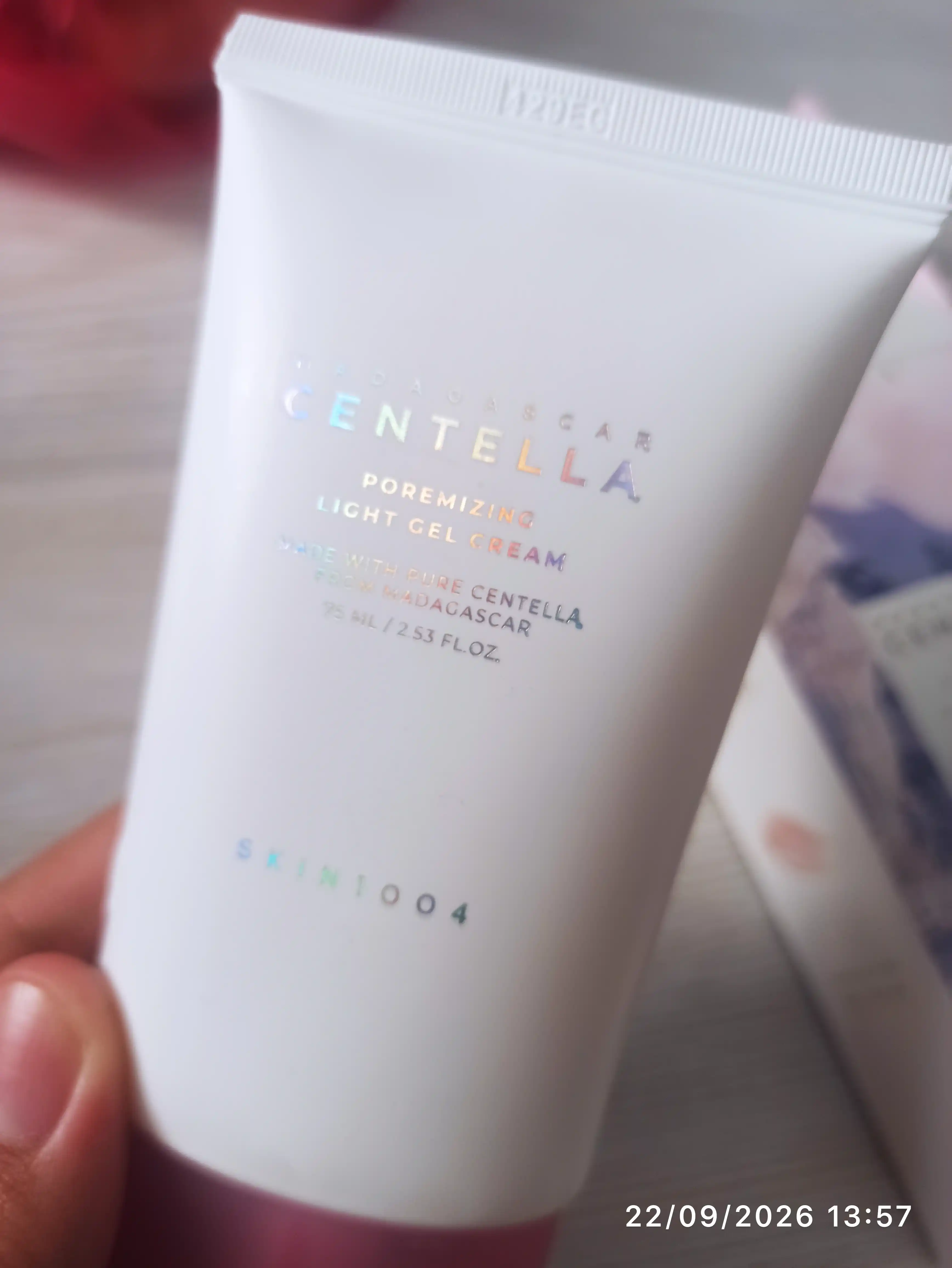 Крем-гель для лица MADAGASCAR CENTELLA SOOTHING CREAM, увлажняющий, 75 мл