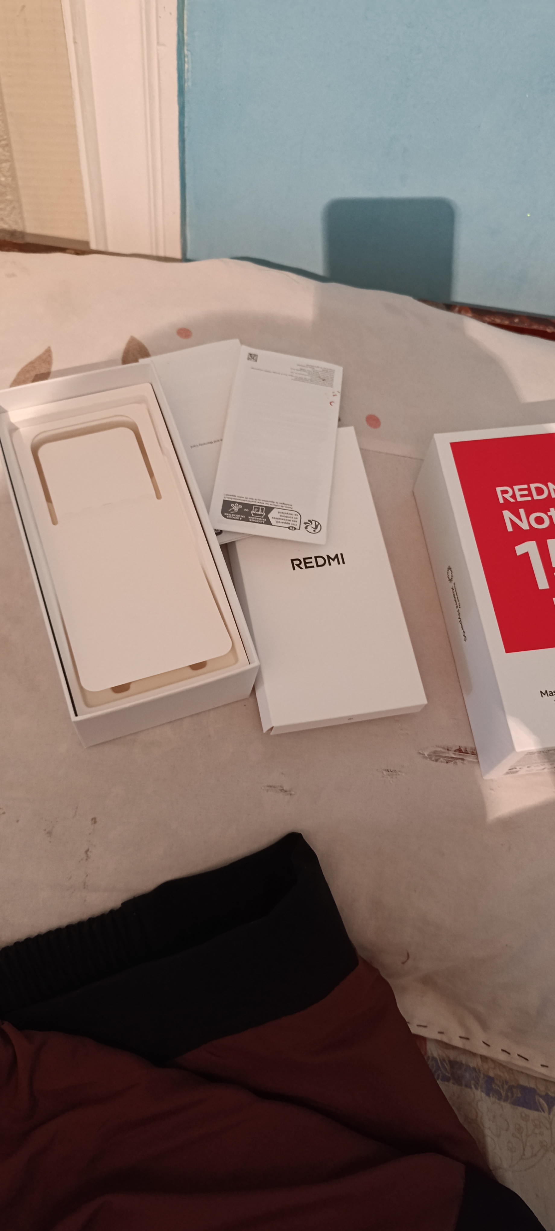 Смартфон Xiaomi Redmi Note 15 Pro, 12+512 ГБ, 200 МП камера, 6.77″ FHD+ AMOLED, 6500 мАч