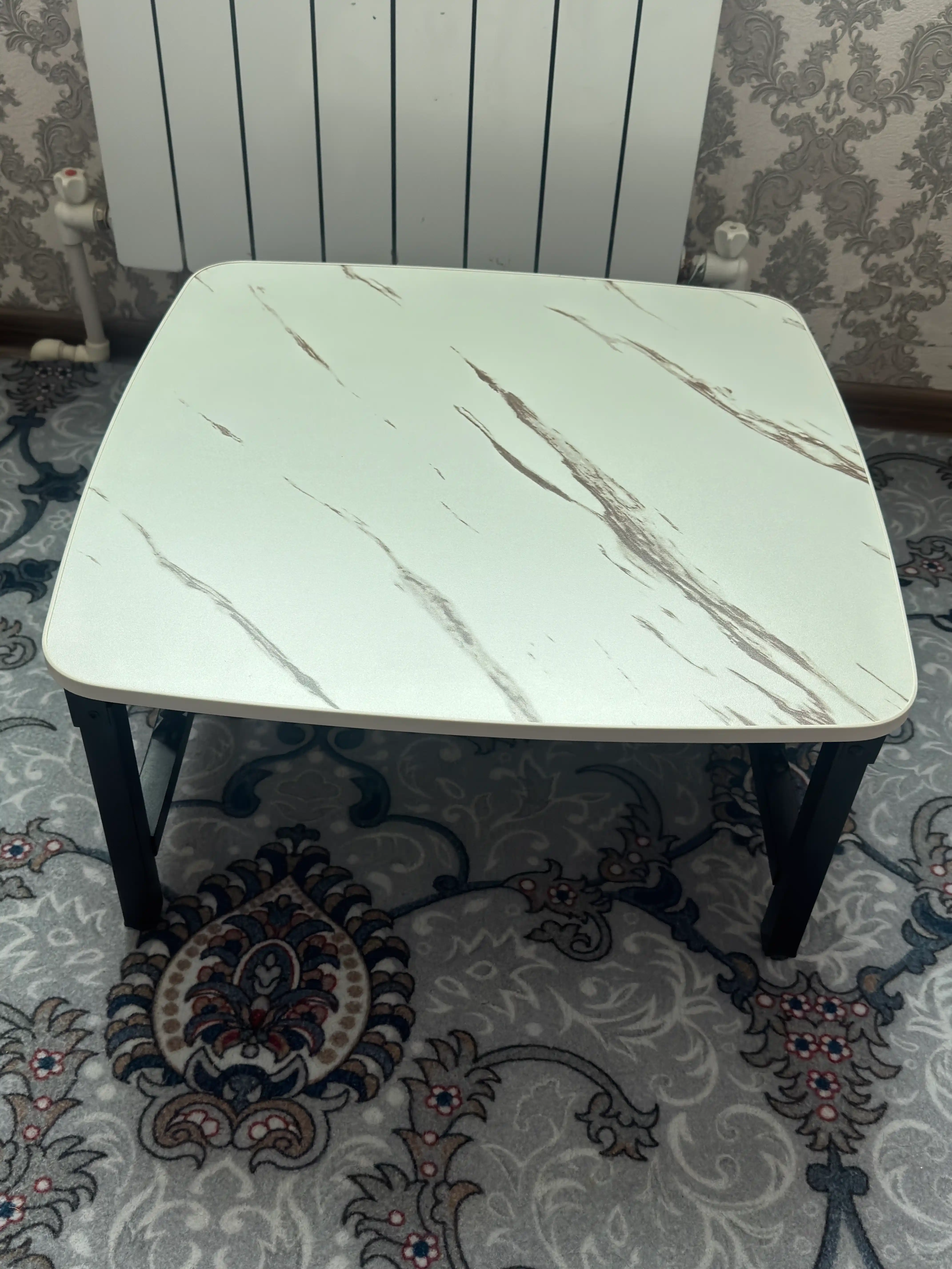 Uy, bog' va piknik uchun, 60×60×31 sm o'lchamdagi, yig'ma to'rtburchak stol