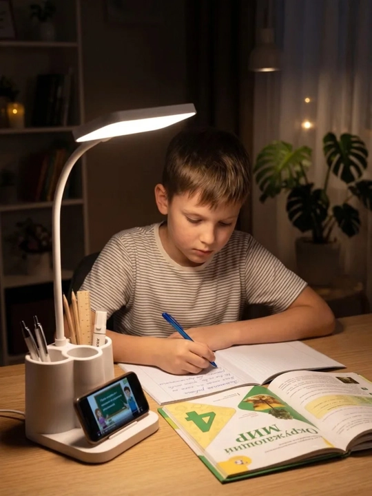Akkumulyatorli LED stol lampasi, sensorli, yorqinlikni sozlash va USB bilan, organayzer