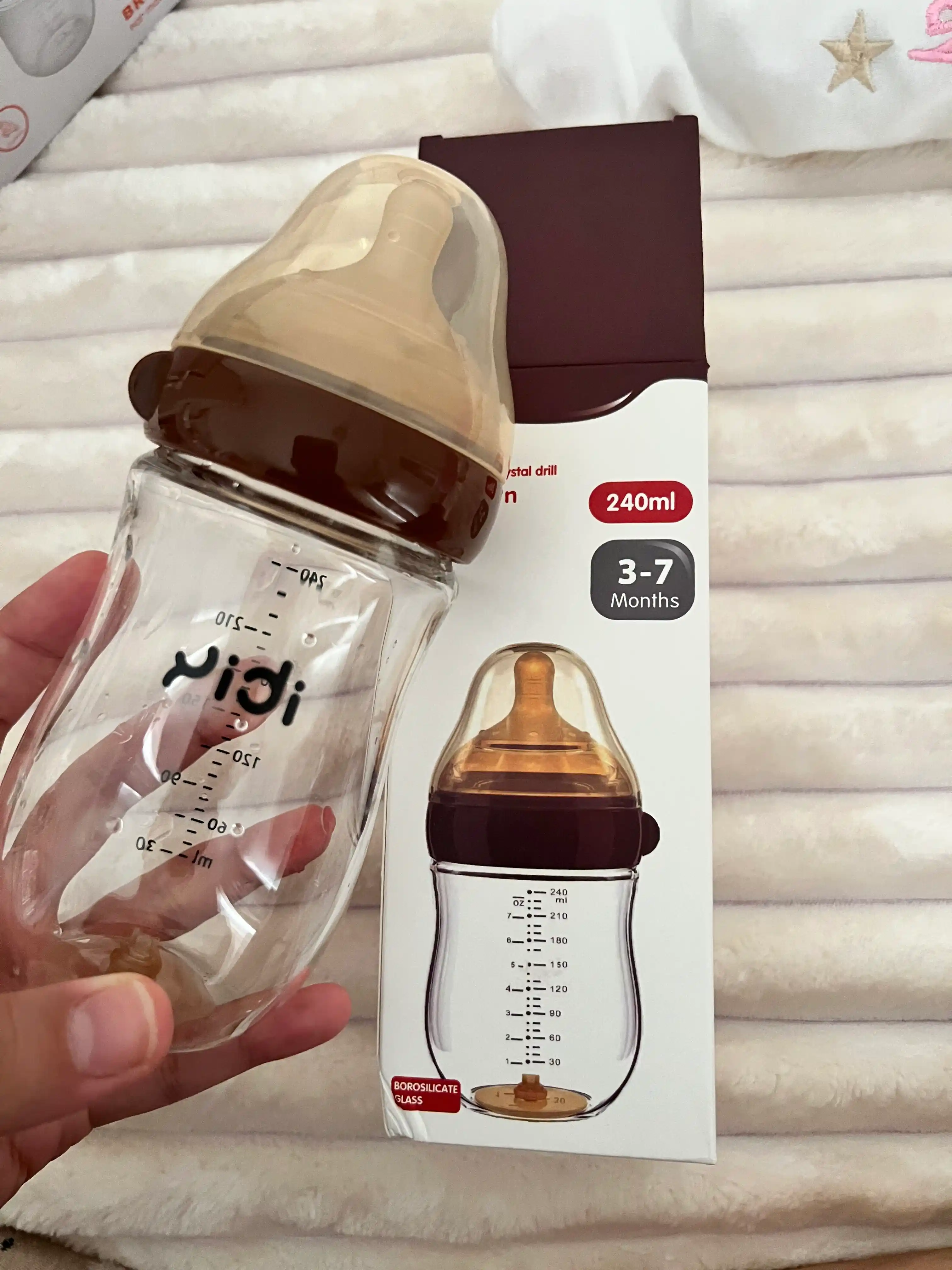 Bolalar shisha idishi, silikon so‘rg‘ichli, antiseptik 160 va 240 ml