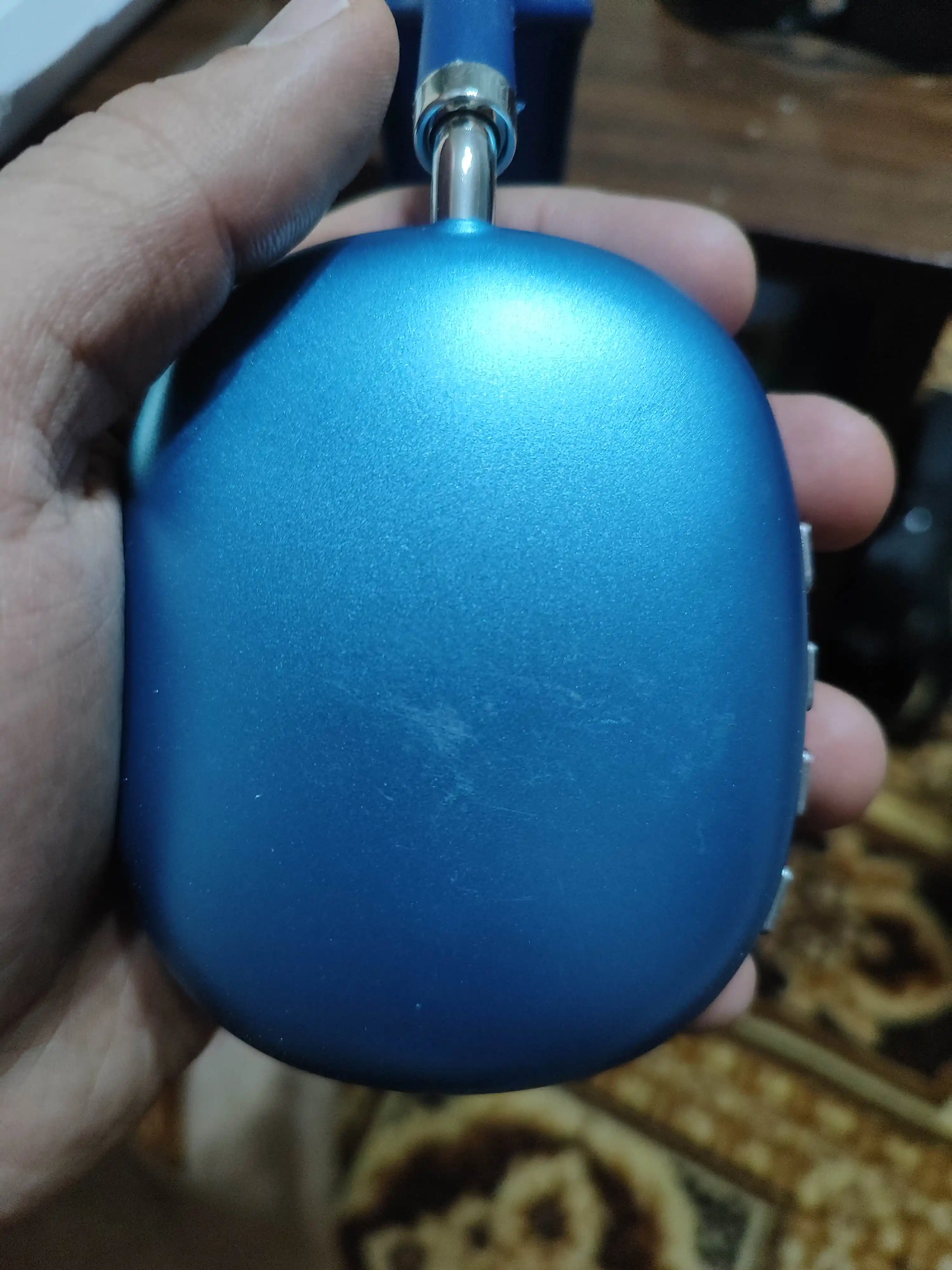Katta Bluetooth simsiz kolonka, karaoke, RGB yoritish, mikrofon va pult bilan
