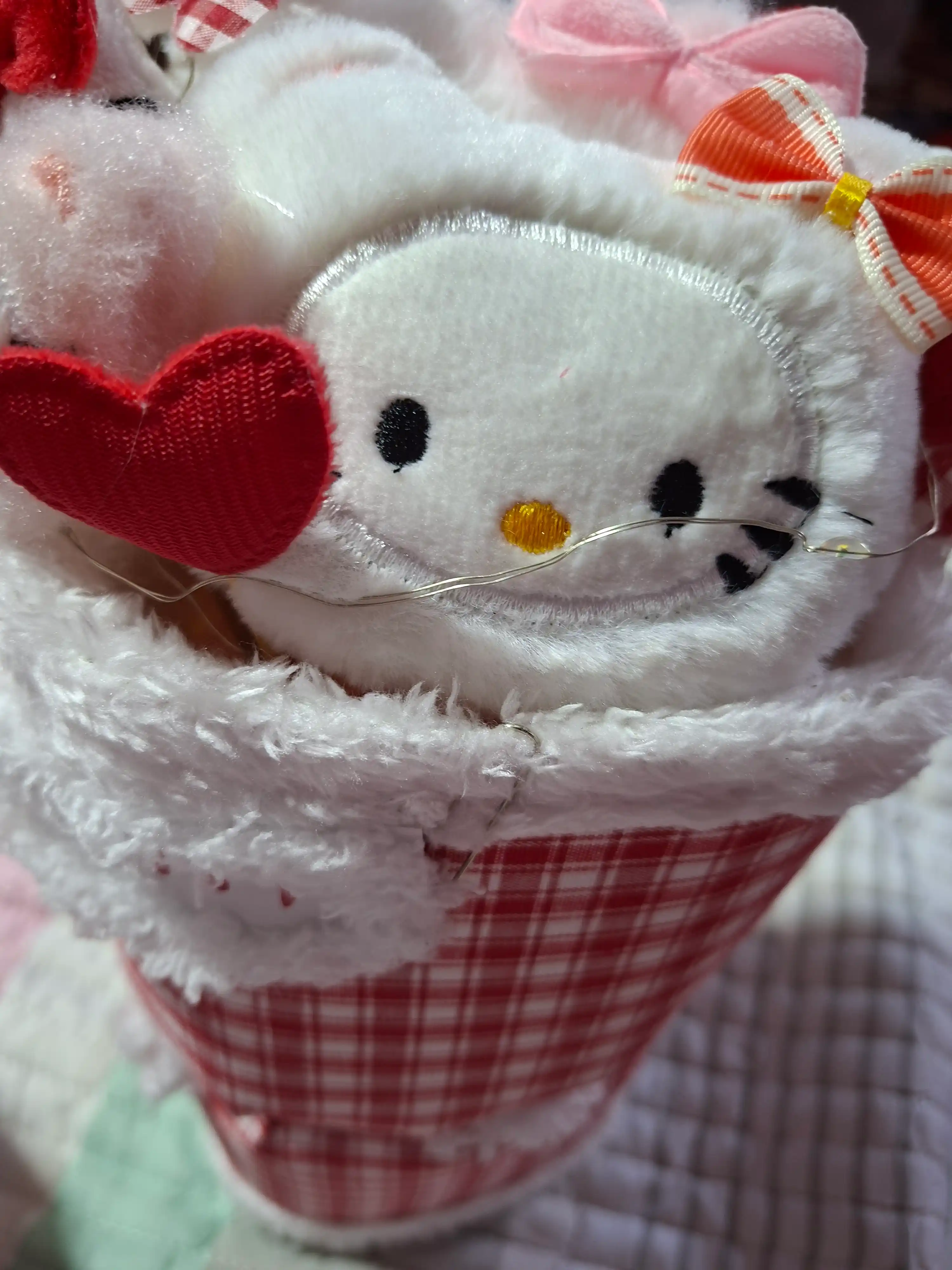 Букет из мягких игрушек, Kuromi, Hello Kitty, подарок для девочек