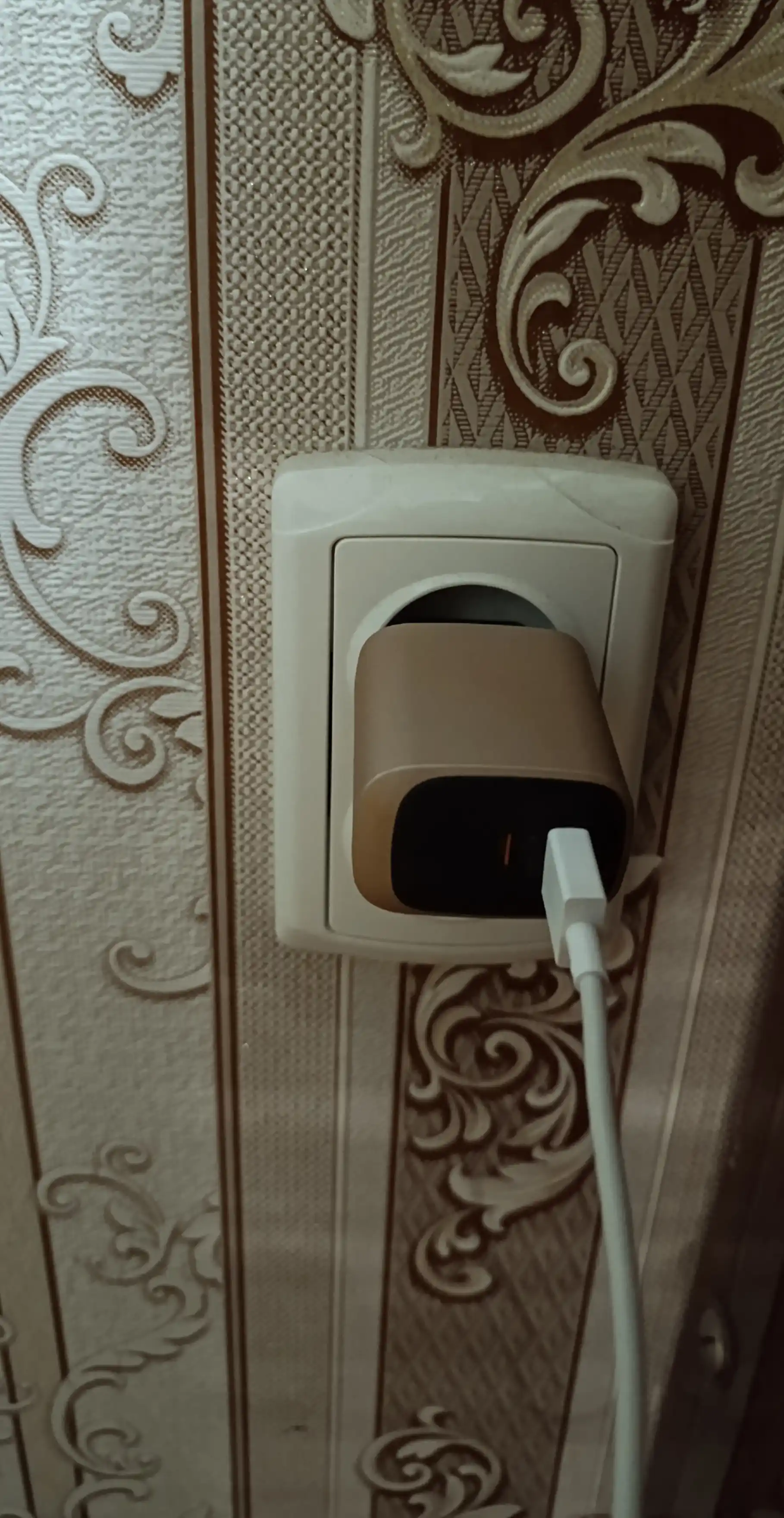 Сетевое зарядное устройство 120W GaN USB-A + USB-C с быстрой зарядкой
