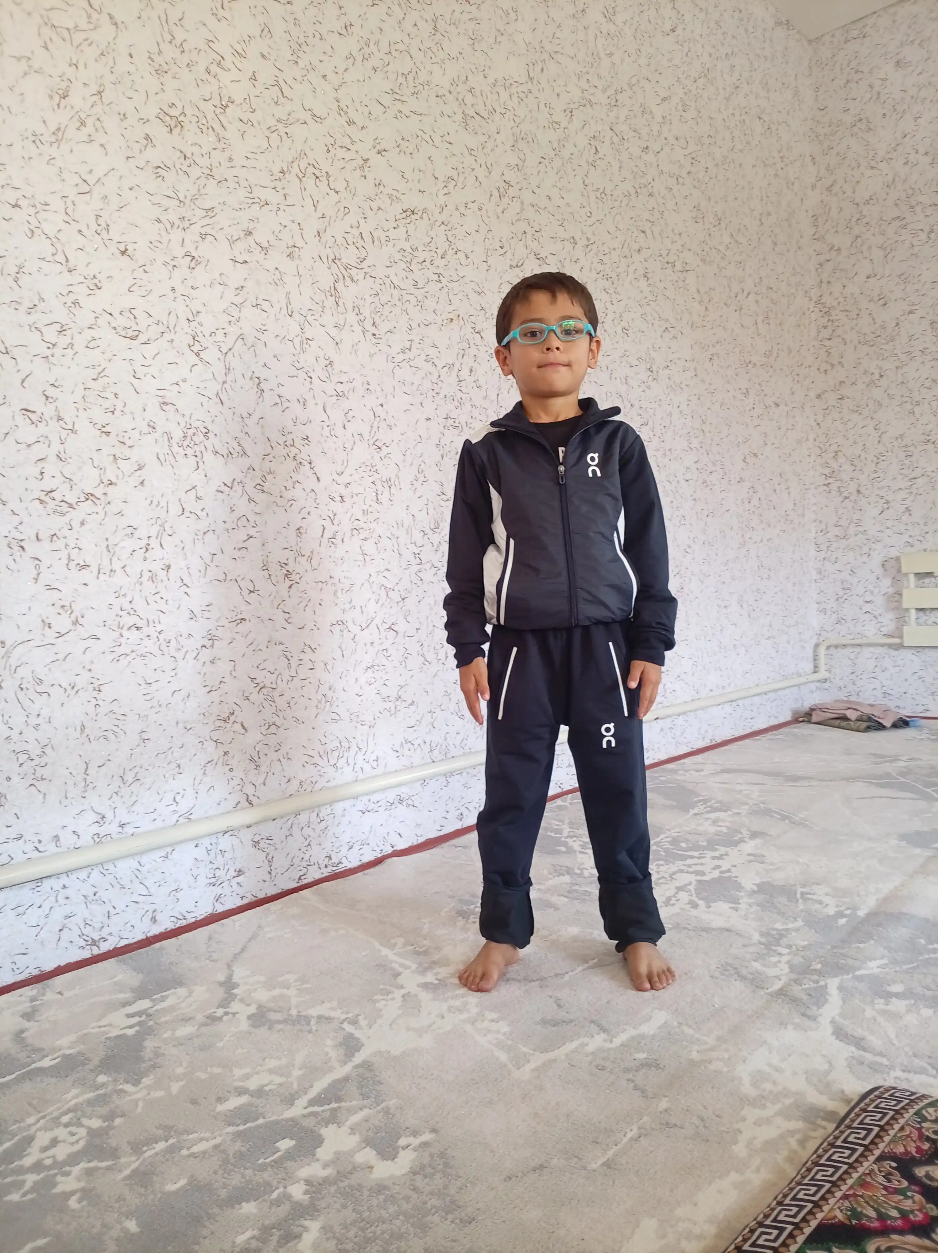 Oʻgʻil bolalar uchun sport kiyimlari – bolalar sport kostyumi (6-13 yosh)