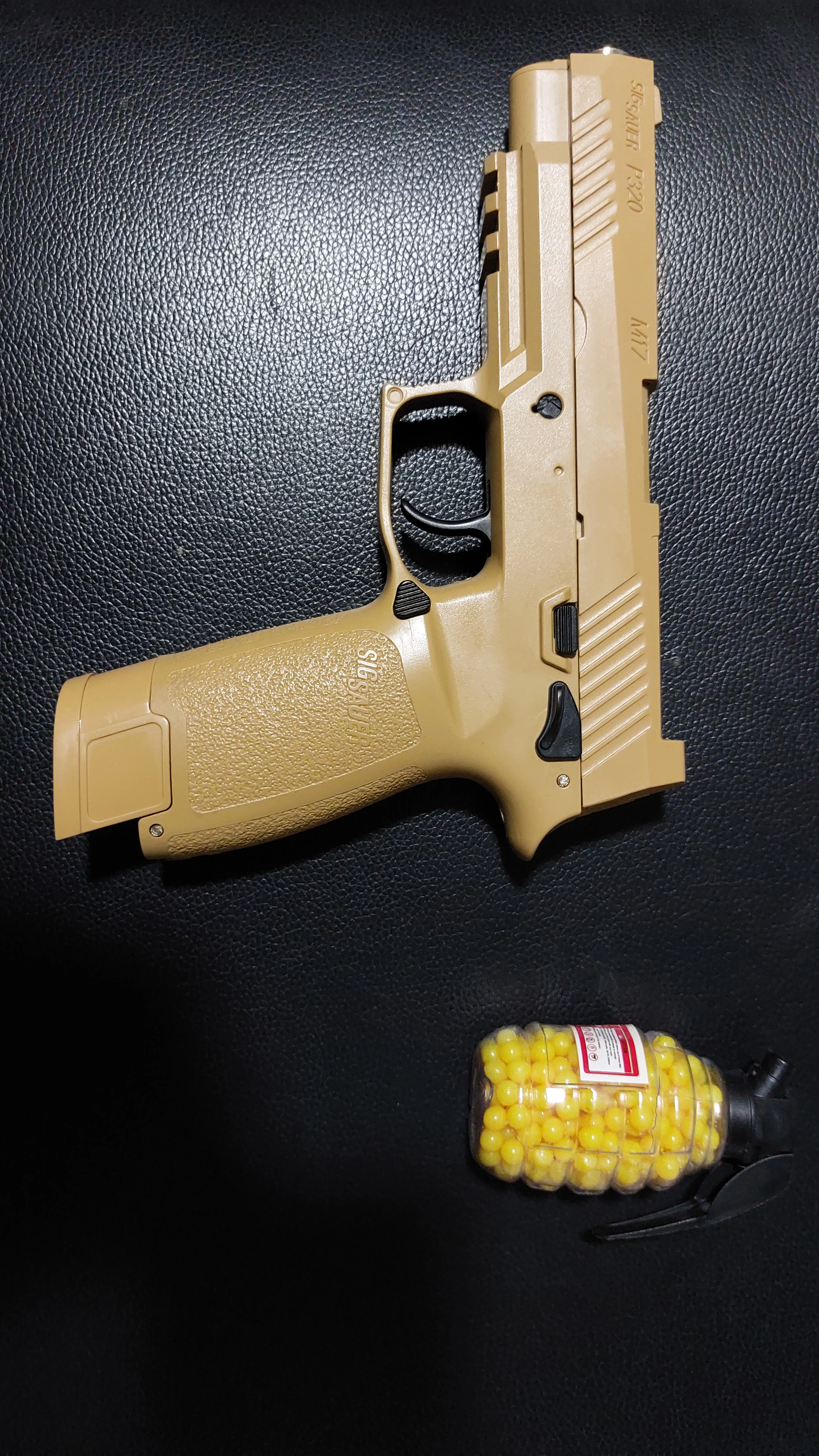 SIG Sauer P320 uslubidagi 6 mm BB Airsoft to‘pponchasi, o‘yinchoq to‘pponcha
