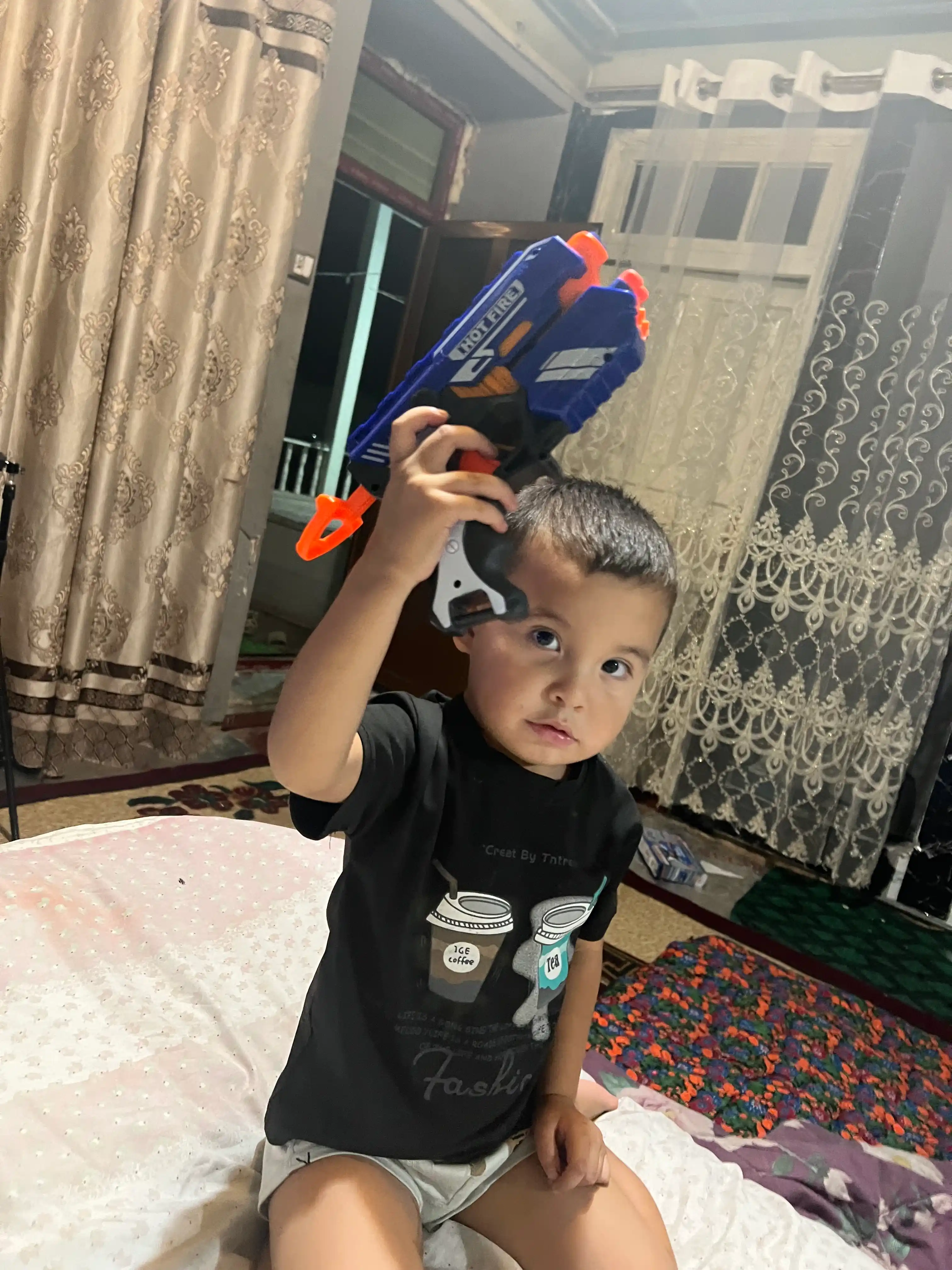 Blaster pistolet, yumshoq o'qlarni otadi