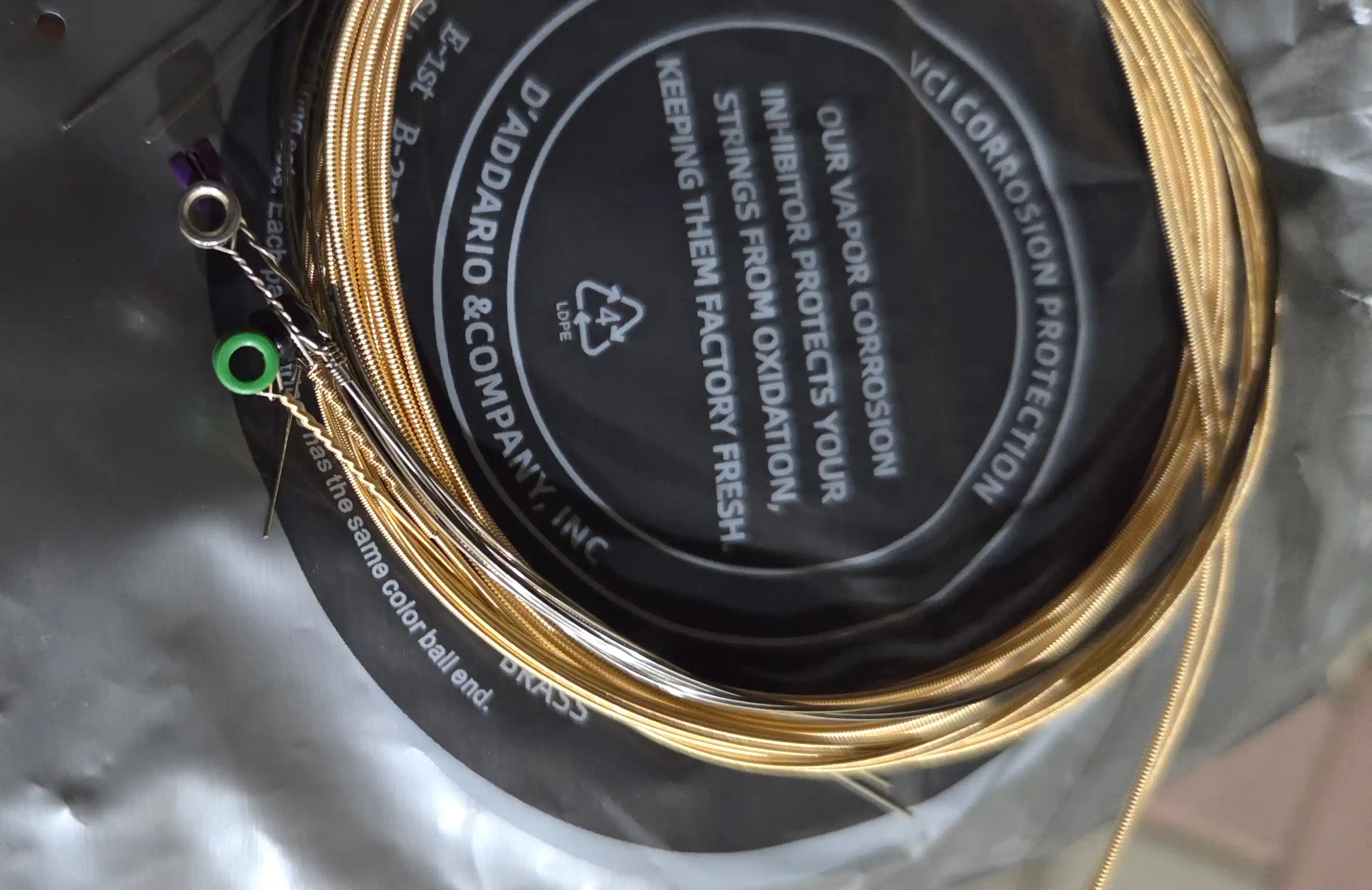 Струны для акустической гитары Даддарио D'ADDARIO EZ900