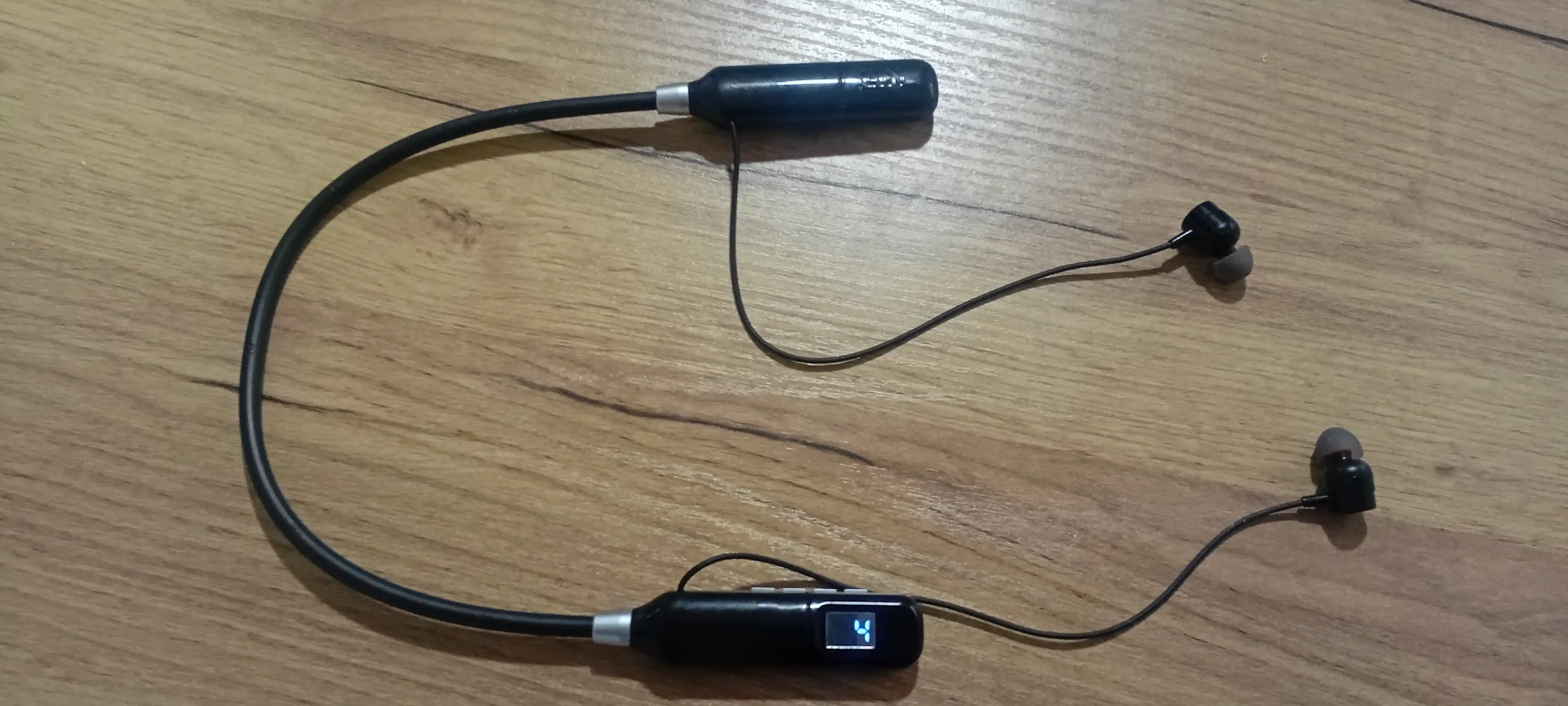Simsiz quloqchin KIN KL112 neckband bluetooth 48 soat batareya sport naushnik
